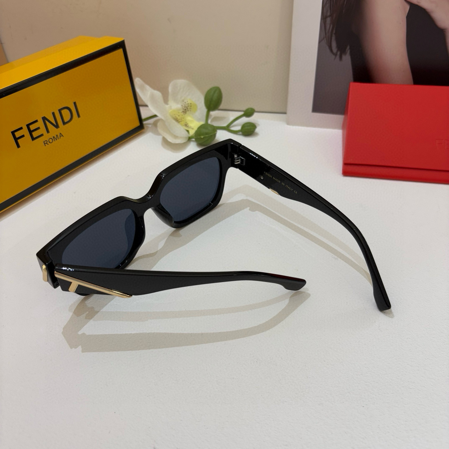 Repeated mention of “FINIE” in FENDI’s collection on page 263. - 图片 7