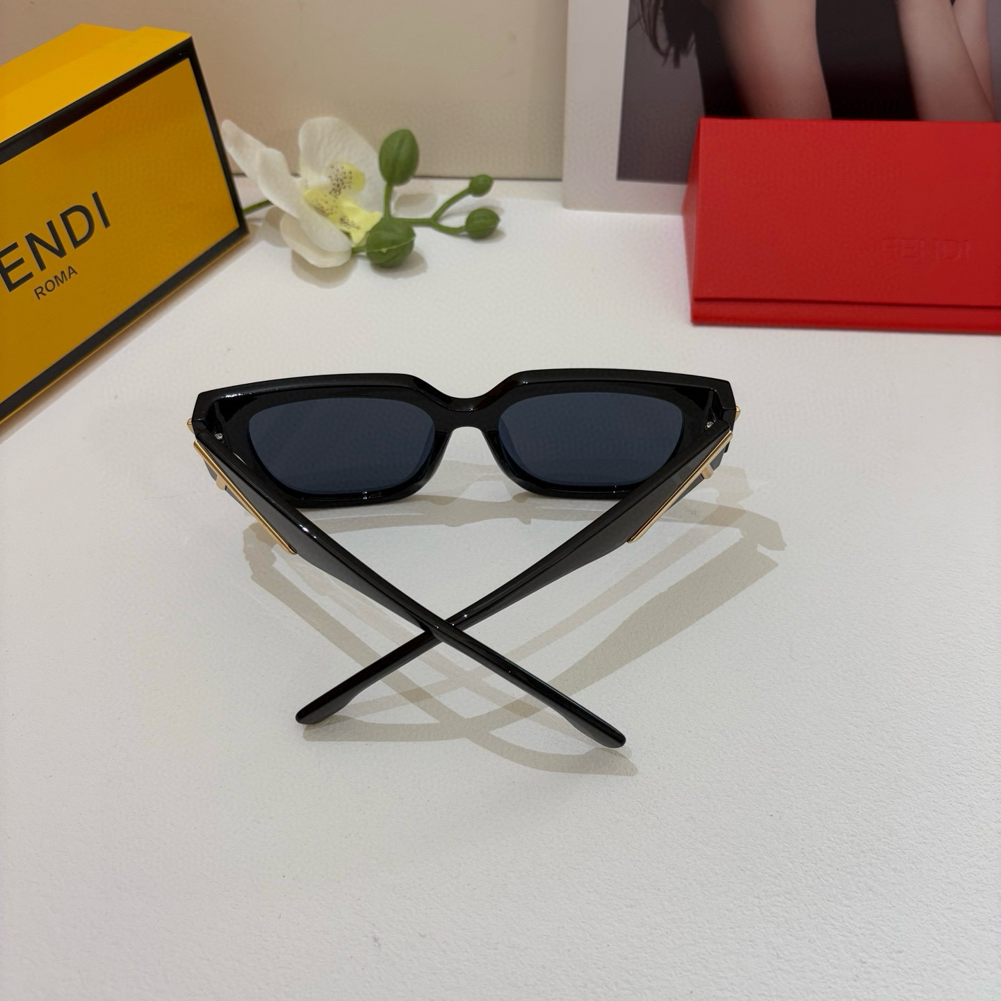 Repeated mention of “FINIE” in FENDI’s collection on page 263. - 图片 6