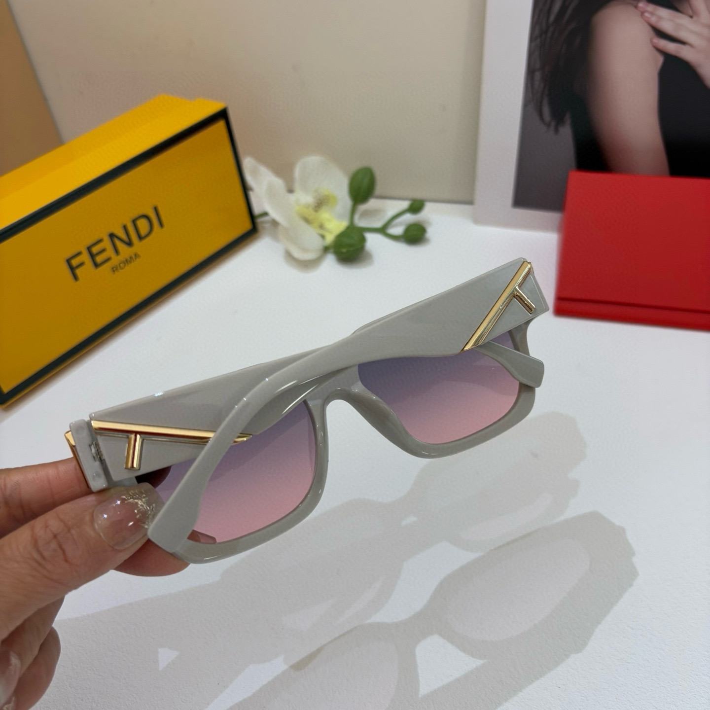 Fendi’s Findi Collection: A Variety of Finely Crafted Designs on Page 263 - 图片 4