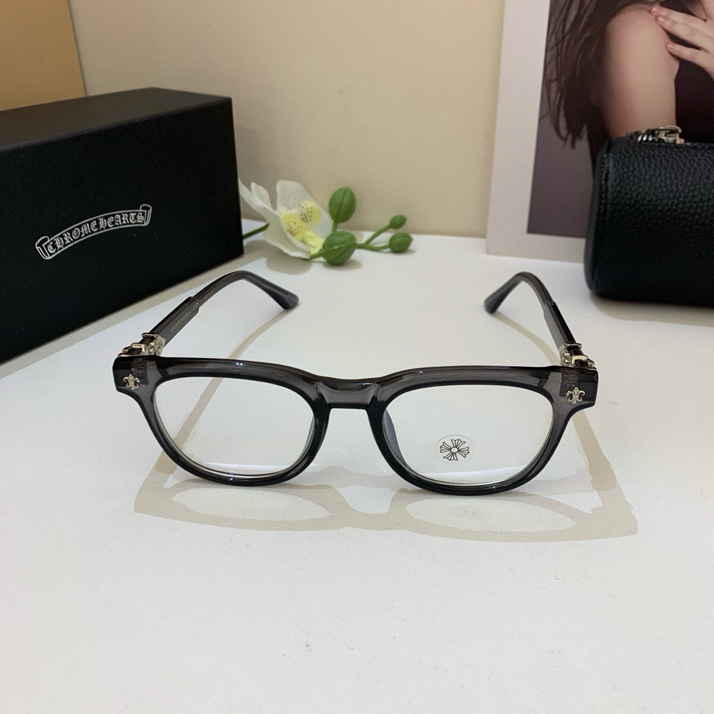 P245 THE NEW 2025 EURO-AMERICAN BOX OPTICAL MIRRORS, THE LUXURIOUS SUNGLASSES OF MEN AND WOMEN - 图片 4