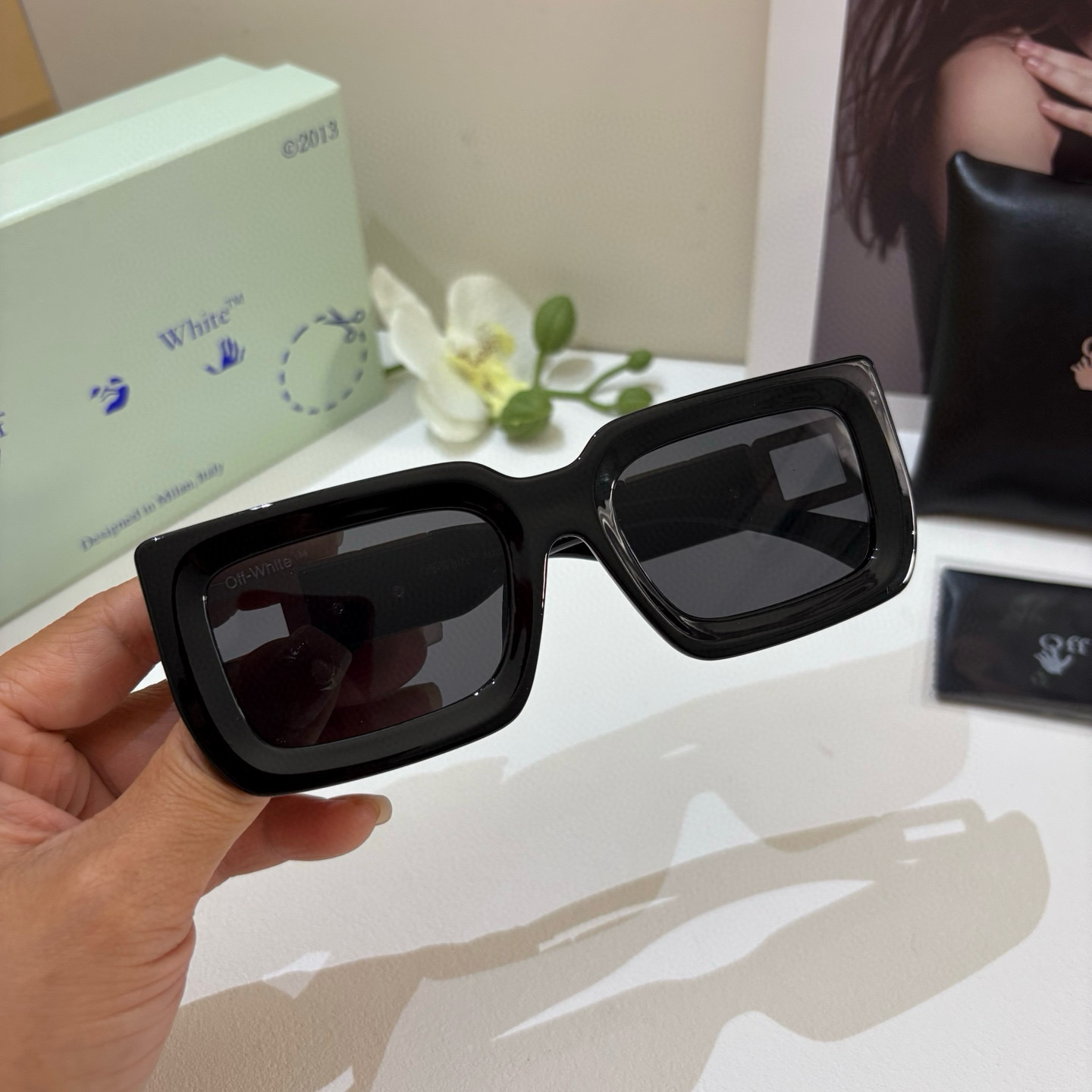 p280 Off-White’s latest design of sunglasses. You have to pay for the car - 图片 4