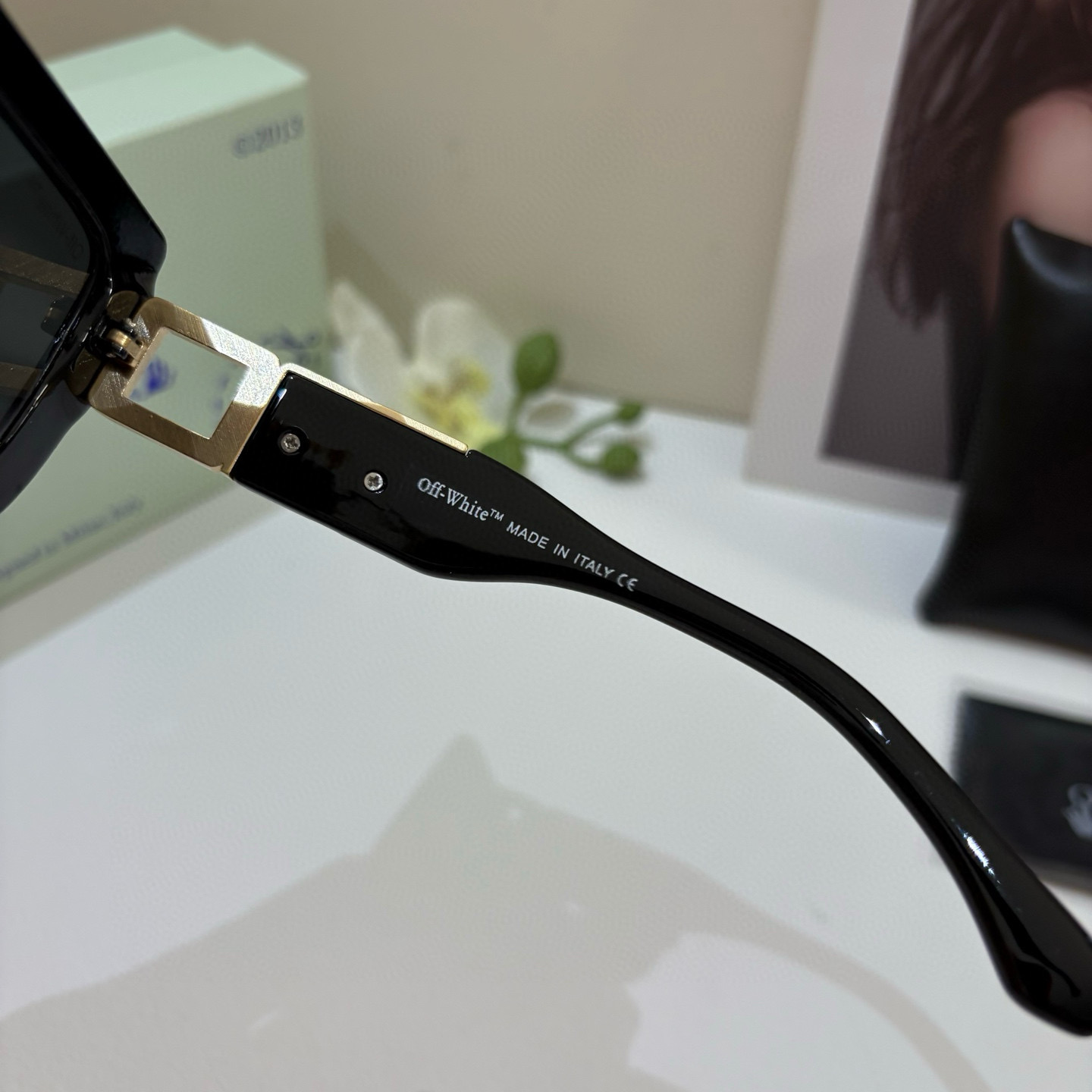 p280 Off-White’s latest design of sunglasses. You have to pay for the car - 图片 6