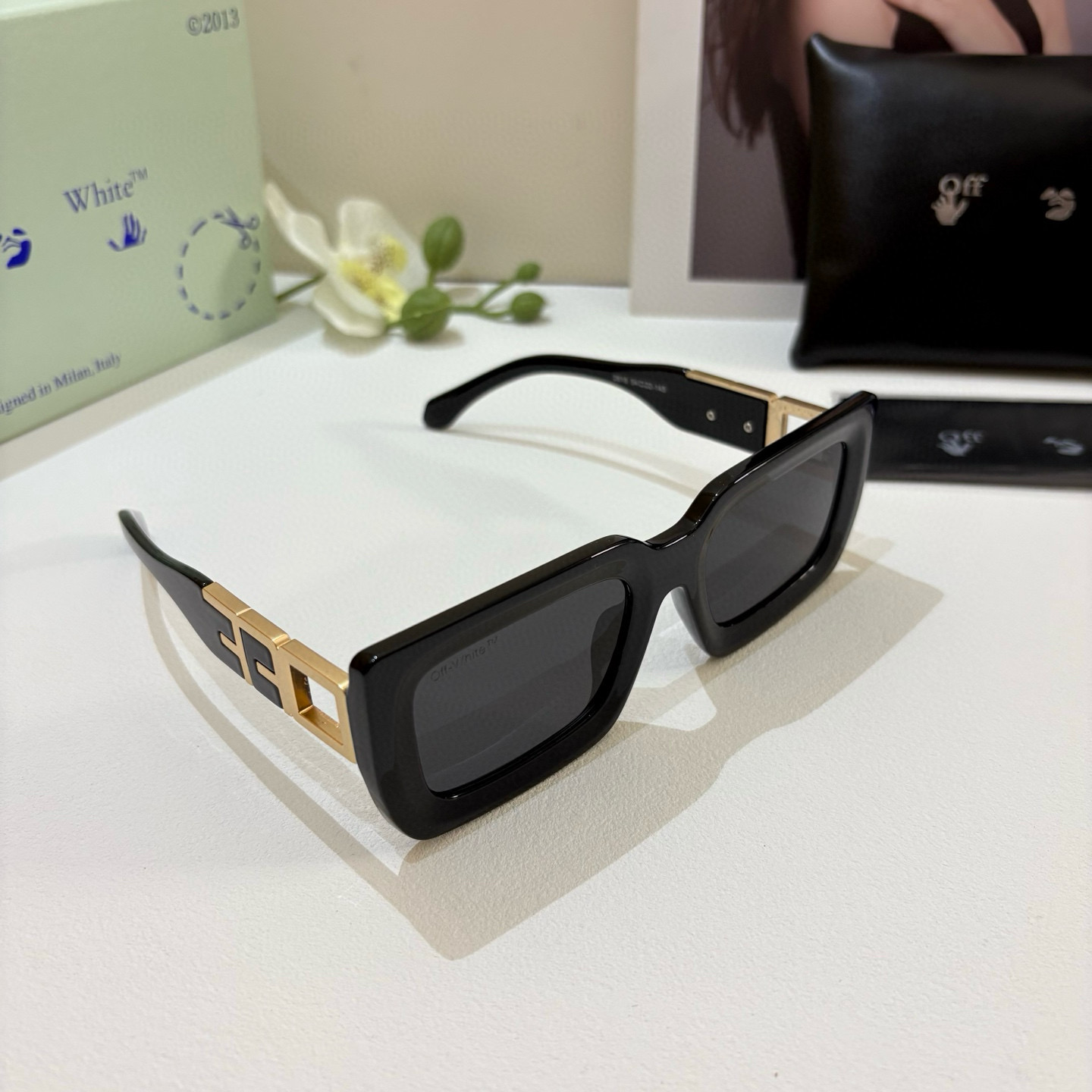 p280 Off-White’s latest design of sunglasses. You have to pay for the car - 图片 3