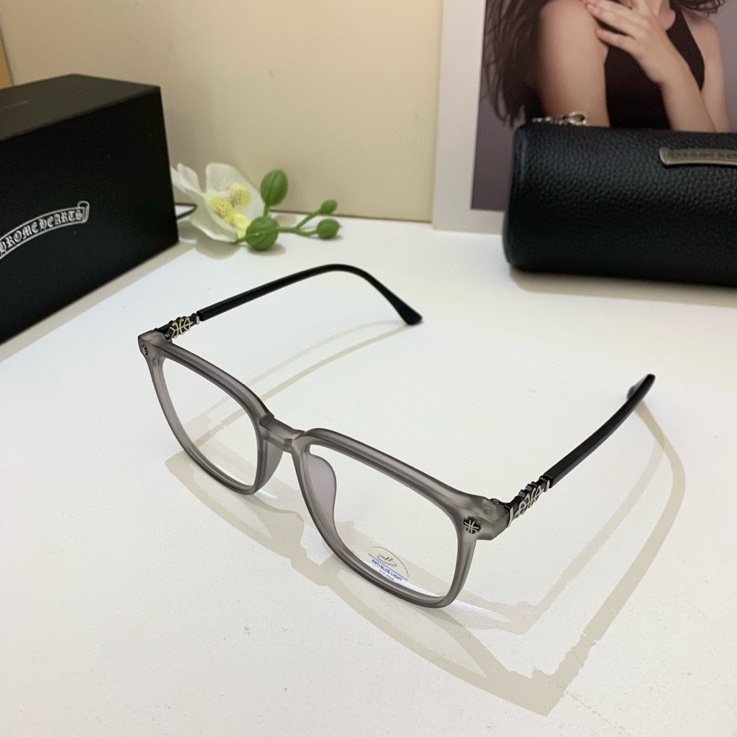 European-American Frame Optical Lens: Fashionable Sunglasses for Men and Women - 图片 2