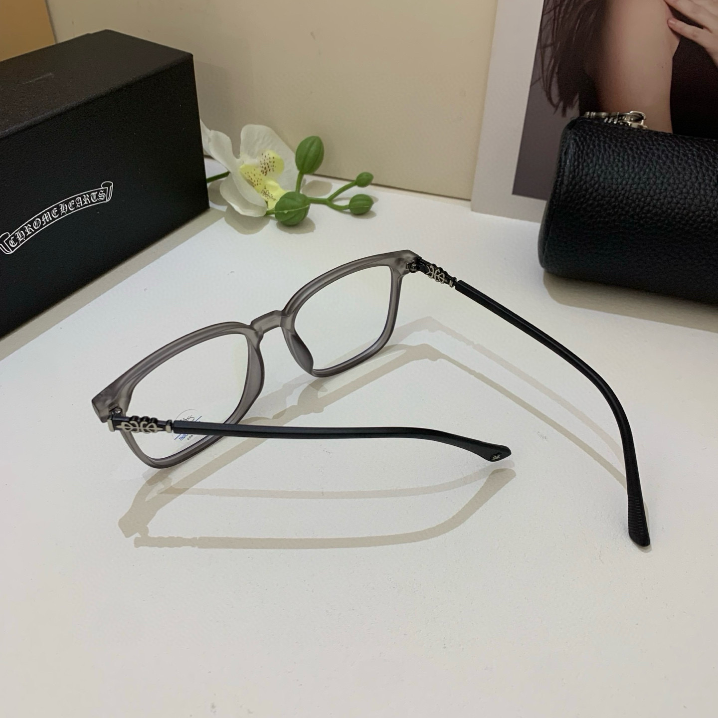 European-American Frame Optical Lens: Fashionable Sunglasses for Men and Women - 图片 7