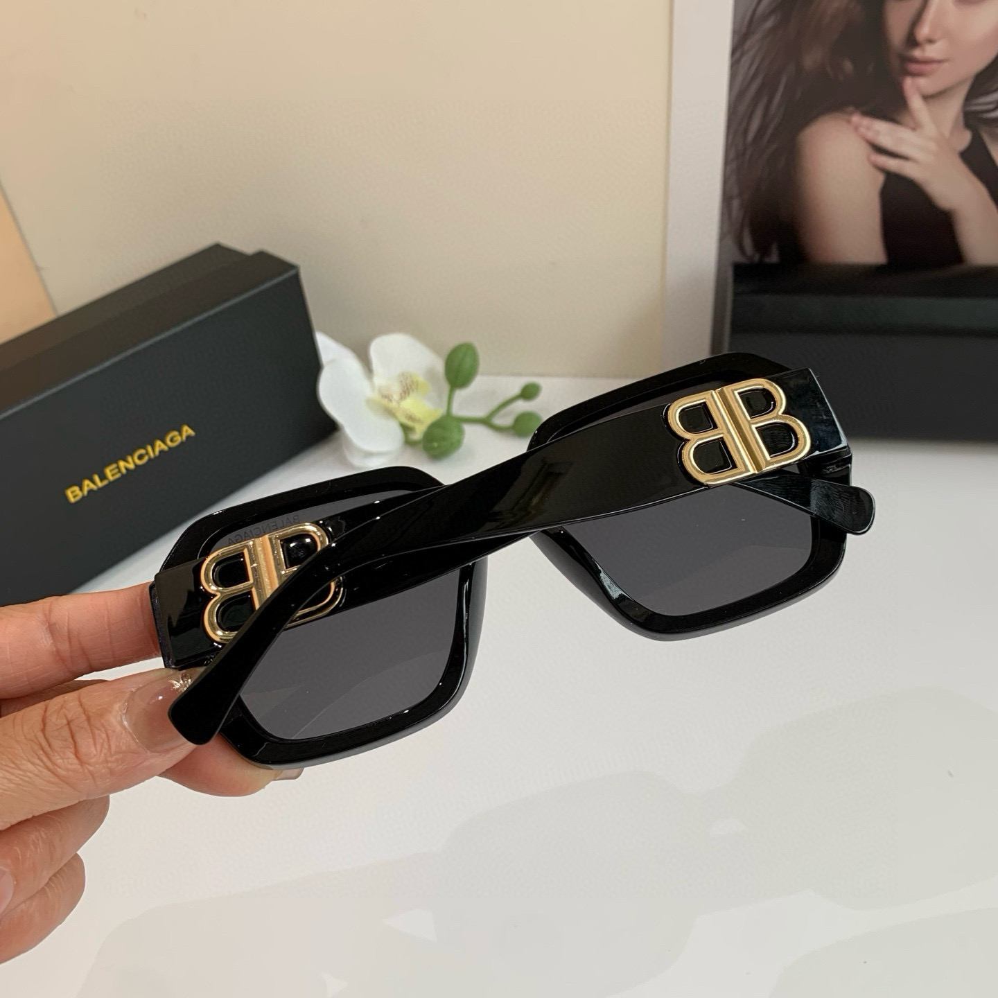 Balenciaga 2025 Sunglasses: New Stars, Fashion Glasses for Men and Women - 图片 4