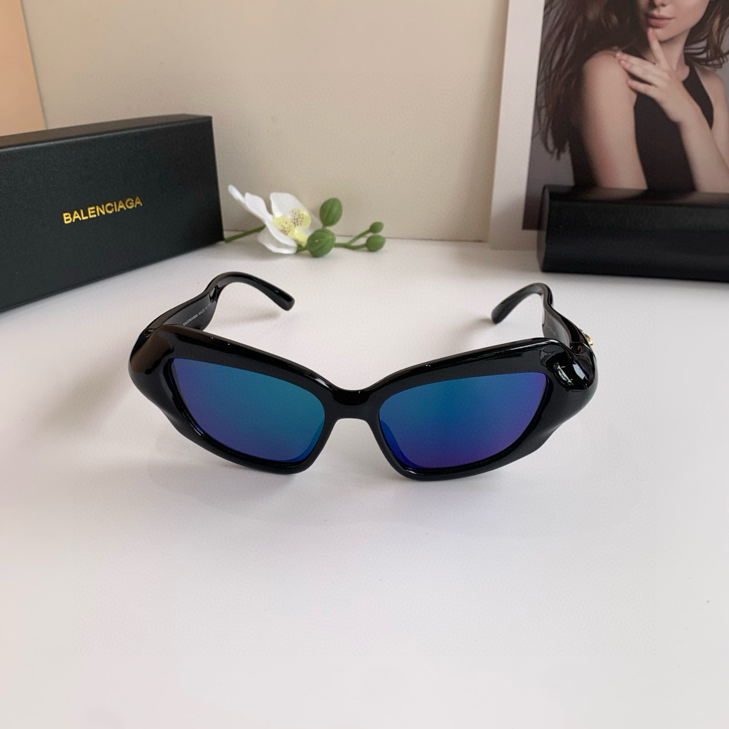 Balenciaga 2025 Sunglasses: New Stars, Fashion Glasses for Men and Women - 图片 4