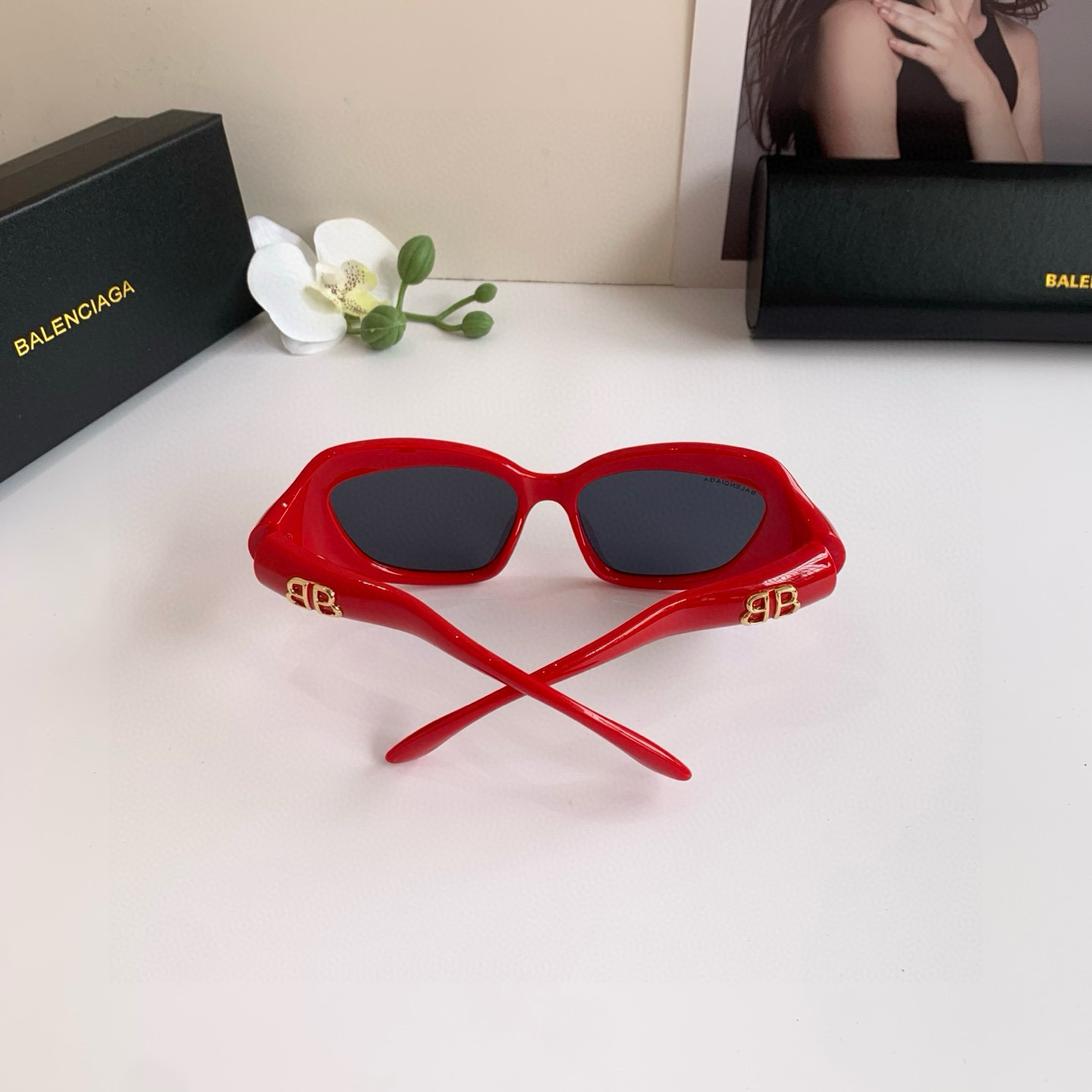 Balenciaga 2025 Sunglasses: New Stars, Fashion Glasses for Men and Women - 图片 7