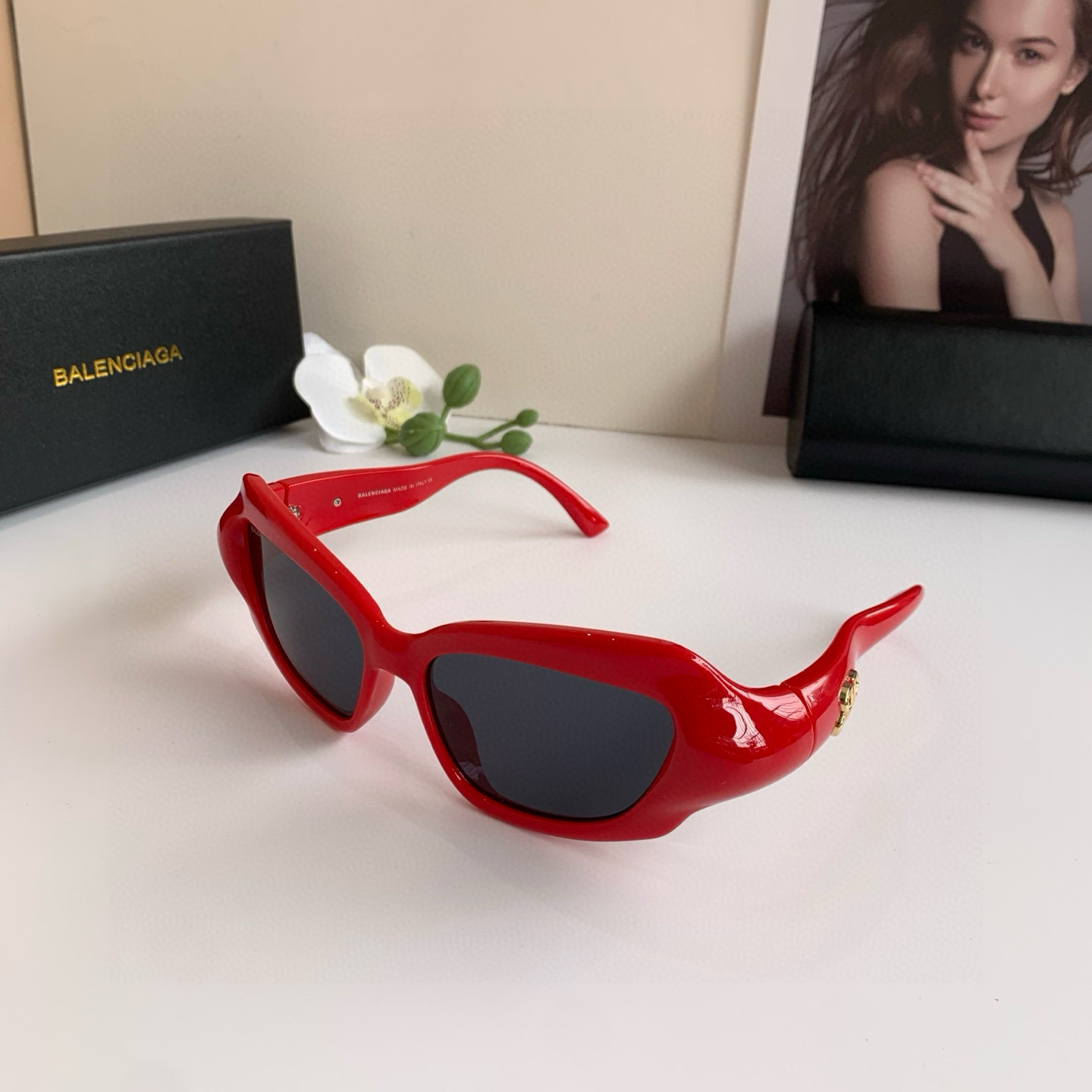 Balenciaga 2025 Sunglasses: New Stars, Fashion Glasses for Men and Women - 图片 3