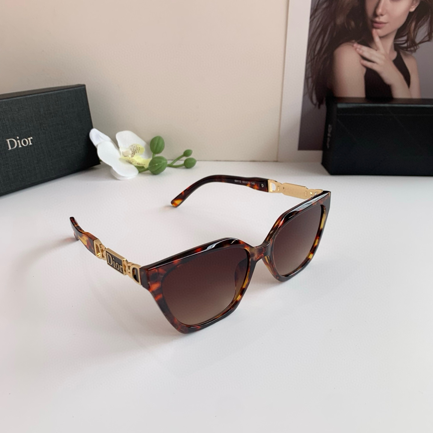 P263 on Diordio’s new little red-coloured cat eyeglasses, male and female sunglasses in red fashion - 图片 1