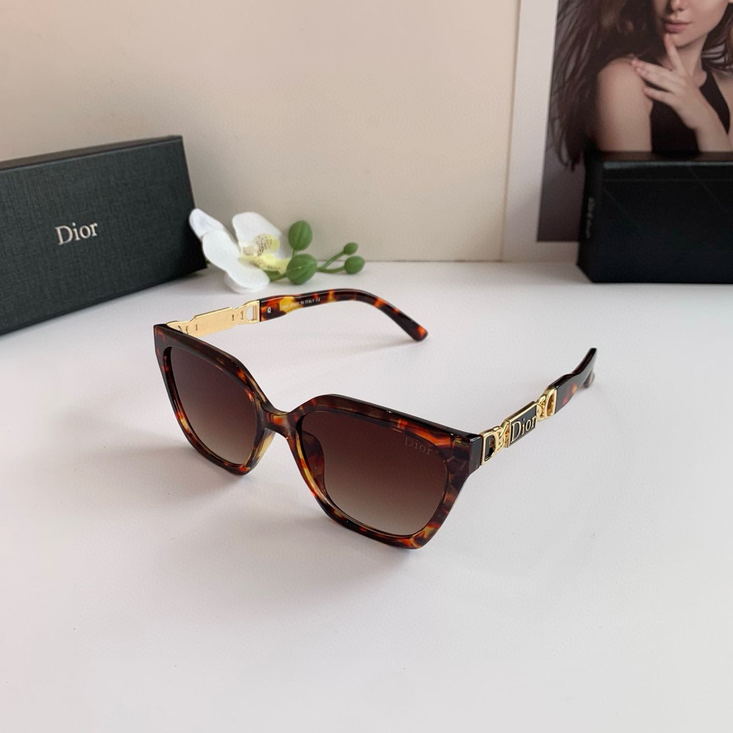 P263 on Diordio’s new little red-coloured cat eyeglasses, male and female sunglasses in red fashion - 图片 2
