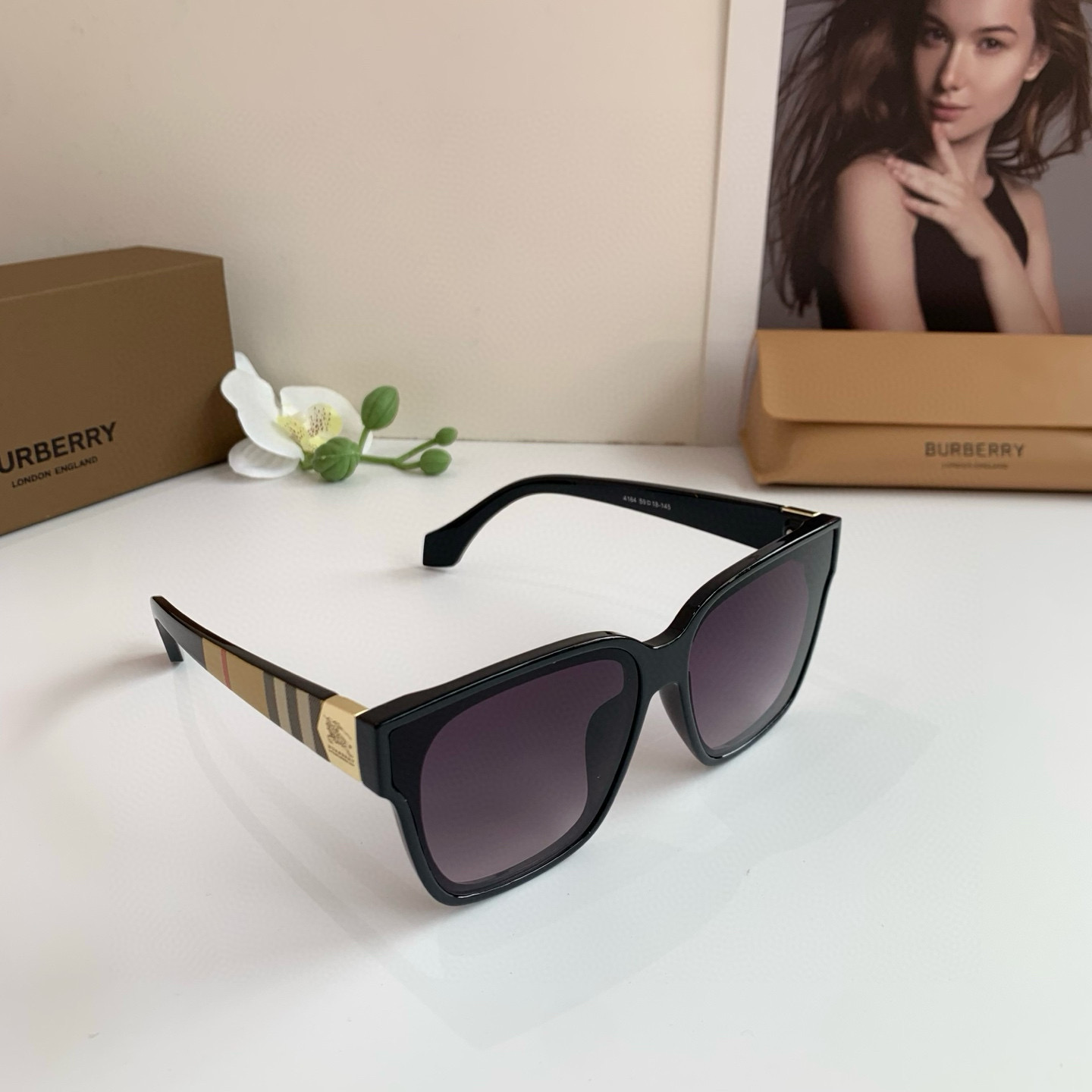 P263 BURBERRY BABBOLE, THE NEW EUROPE-COAST-BORK CLASS CAMERA CAMERA - 图片 1