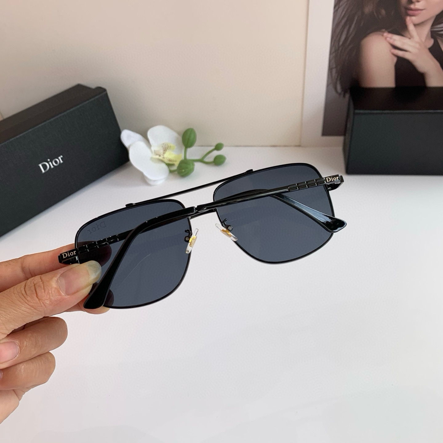 P280 Diordio, new fashion metal box sunglasses, male and female luminous sunglasses, Euro-American personal ins - 图片 5