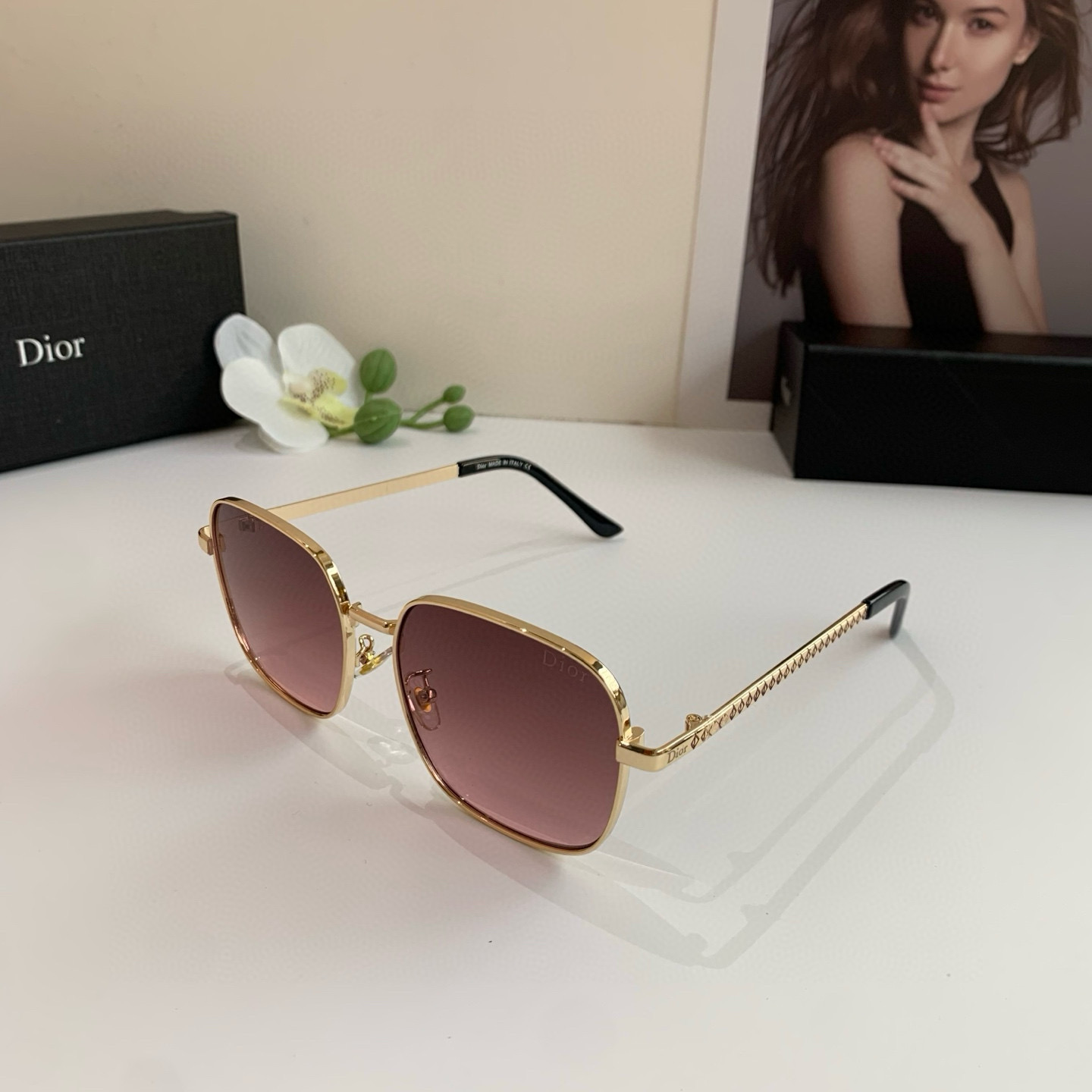 P280 Diordio, new fashion metal box sunglasses, male and female luminous sunglasses, Euro-American personal ins - 图片 2