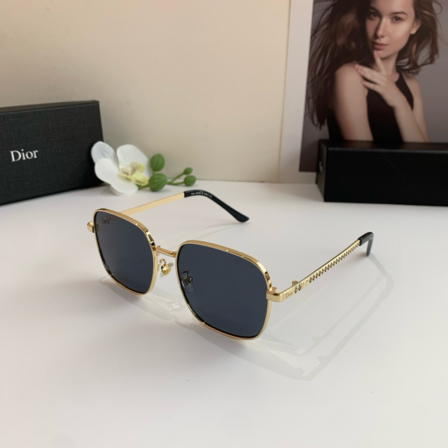P280 Diordio, new fashion metal box sunglasses, male and female luminous sunglasses, Euro-American personal ins - 图片 2
