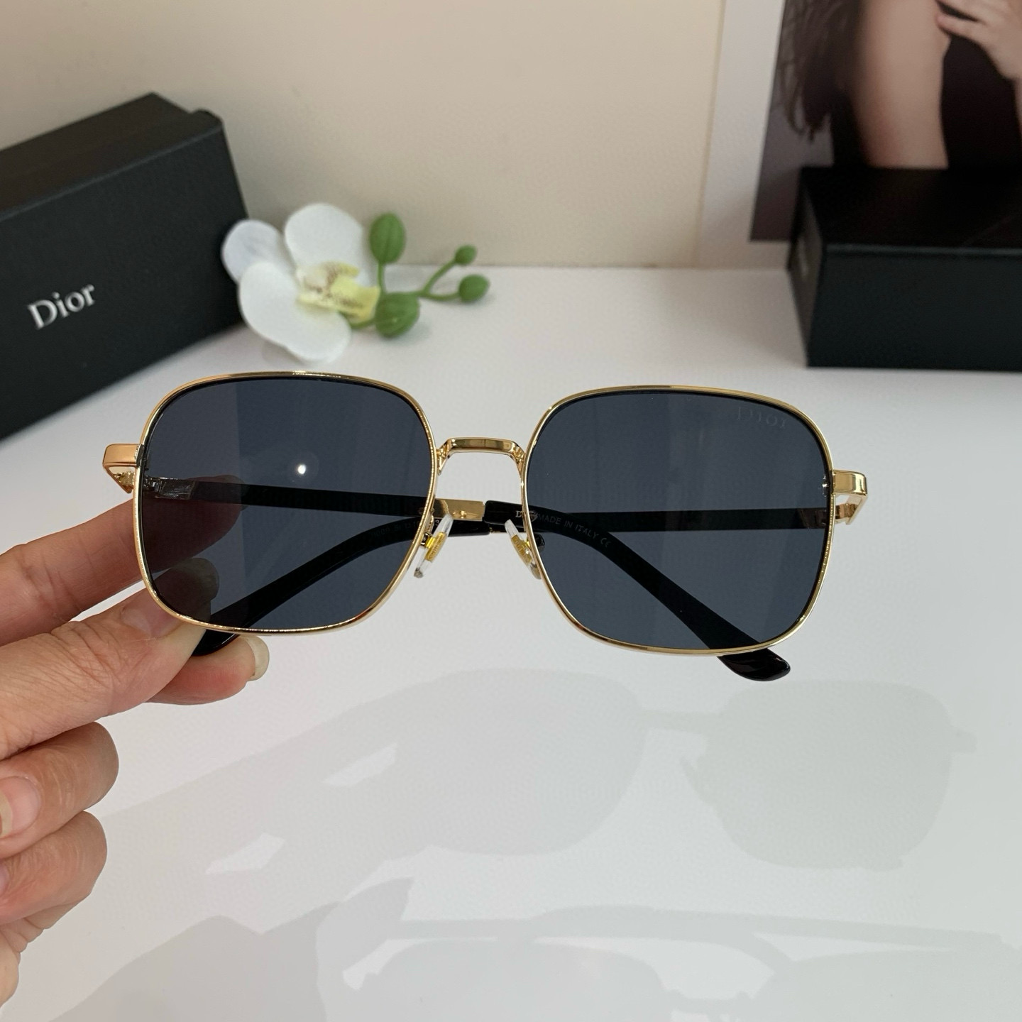 P280 Diordio, new fashion metal box sunglasses, male and female luminous sunglasses, Euro-American personal ins - 图片 3