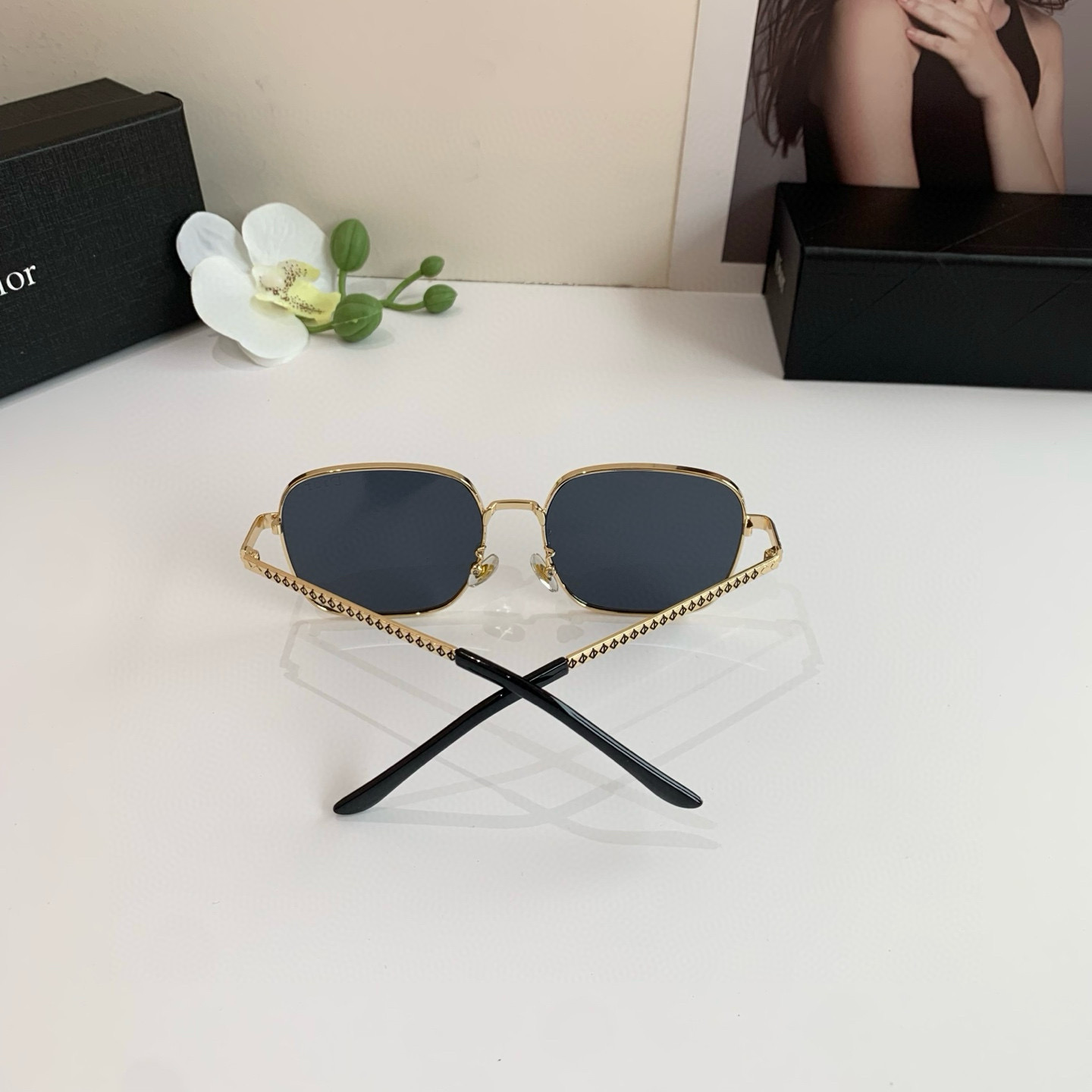 P280 Diordio, new fashion metal box sunglasses, male and female luminous sunglasses, Euro-American personal ins - 图片 8