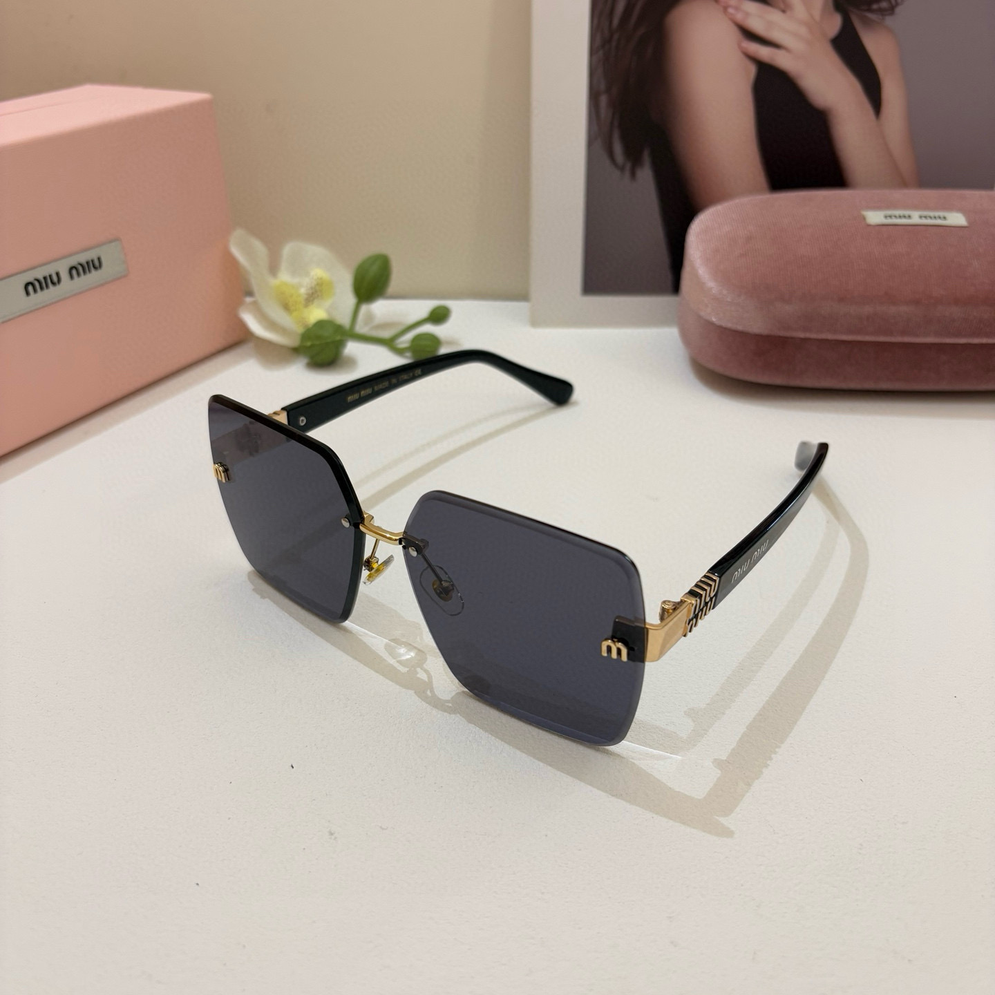 Trendy Sunglasses: New Fashion Styles with Advanced Sun Protection on p. 263 - 图片 2