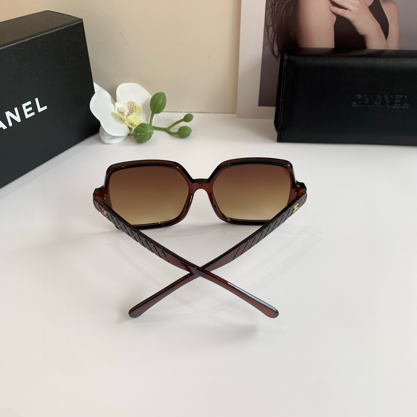 p. 263 Chanel Chanel, a new fragrance frame sunglasses - 图片 7