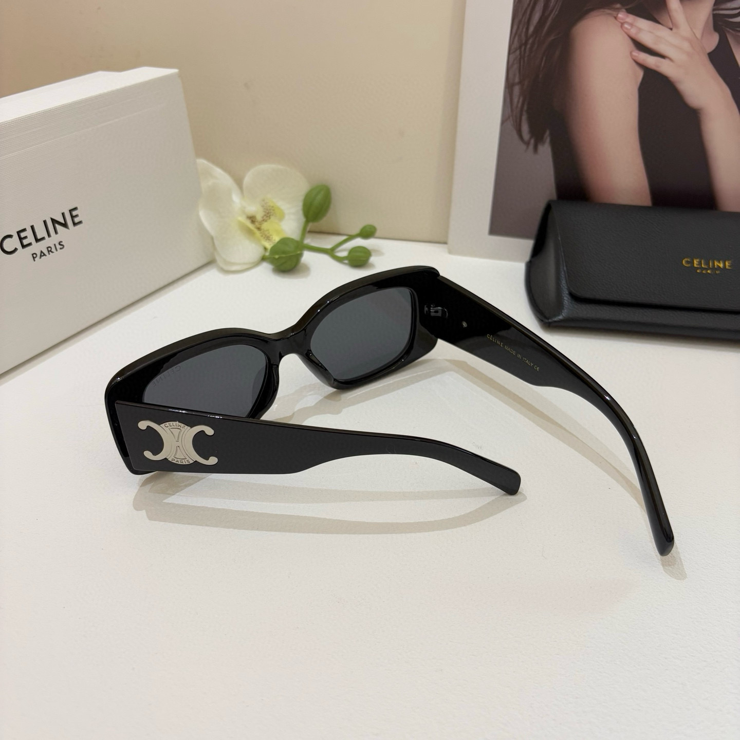 Fashion Icon: Celine Selin’s Popular Kilomen Box Sunglasses on Page 263 - 图片 8