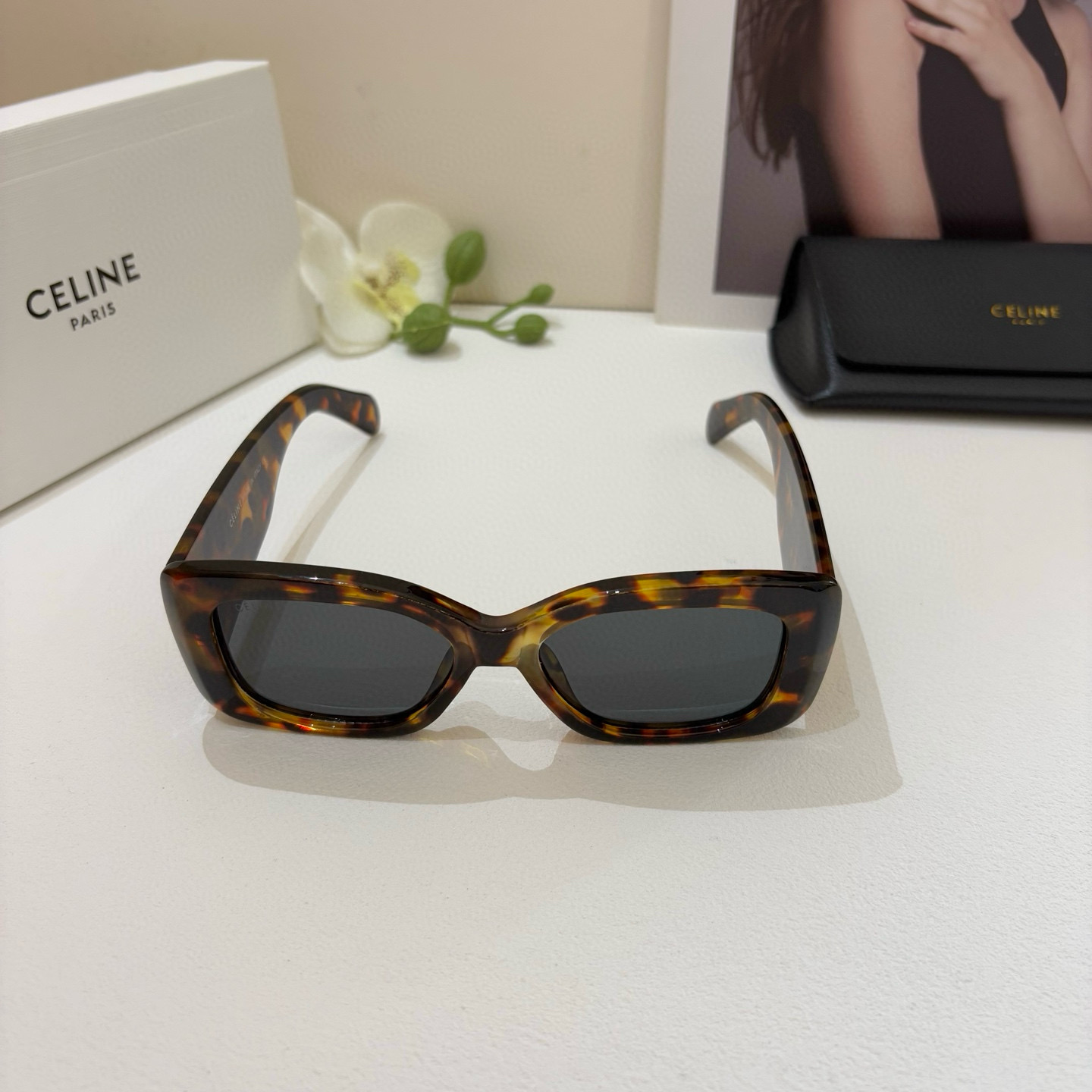 Celine Selin Kilomen Box Sunglasses: Popular Choice for Men and Women. - 图片 5