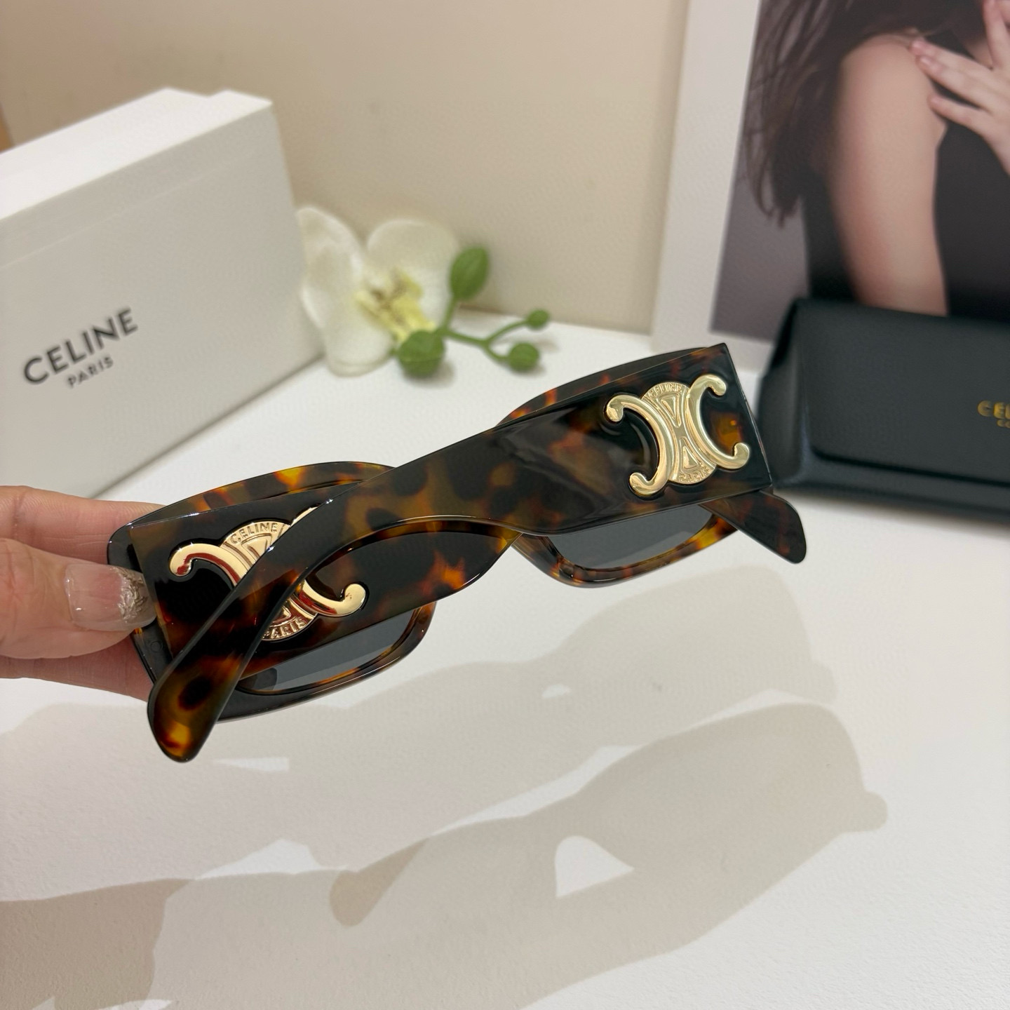 Celine Selin Kilomen Box Sunglasses: Popular Choice for Men and Women. - 图片 4