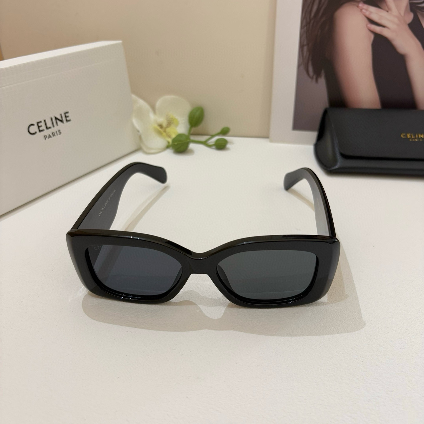 Celine Selin Kilomen Box Sunglasses: Popular Choice for Men and Women Driving. - 图片 6