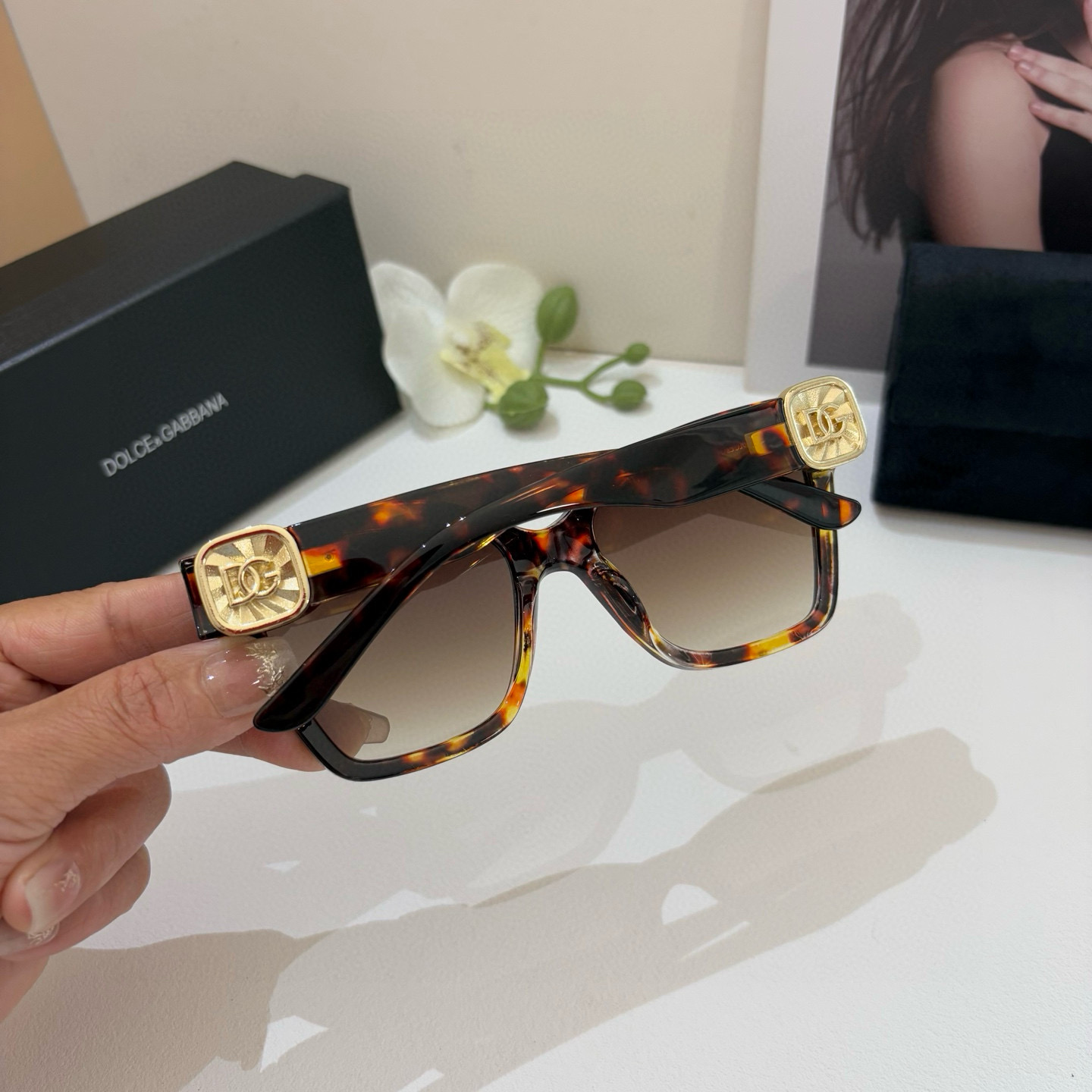 p280 DG Duggarbana, new fashion net red frame sunglasses. Traveler sunglasses - 图片 6