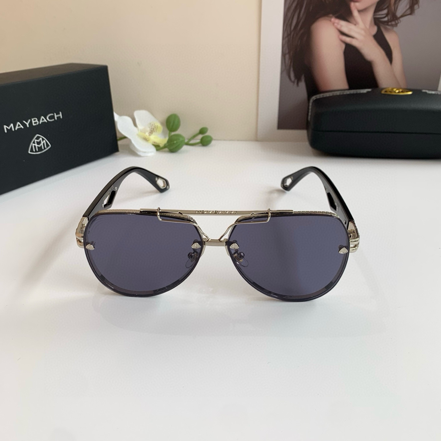 “Maybach McBach: Stylish Outdoor Travel Sunglasses for Fashionable Metal Man” - 图片 4