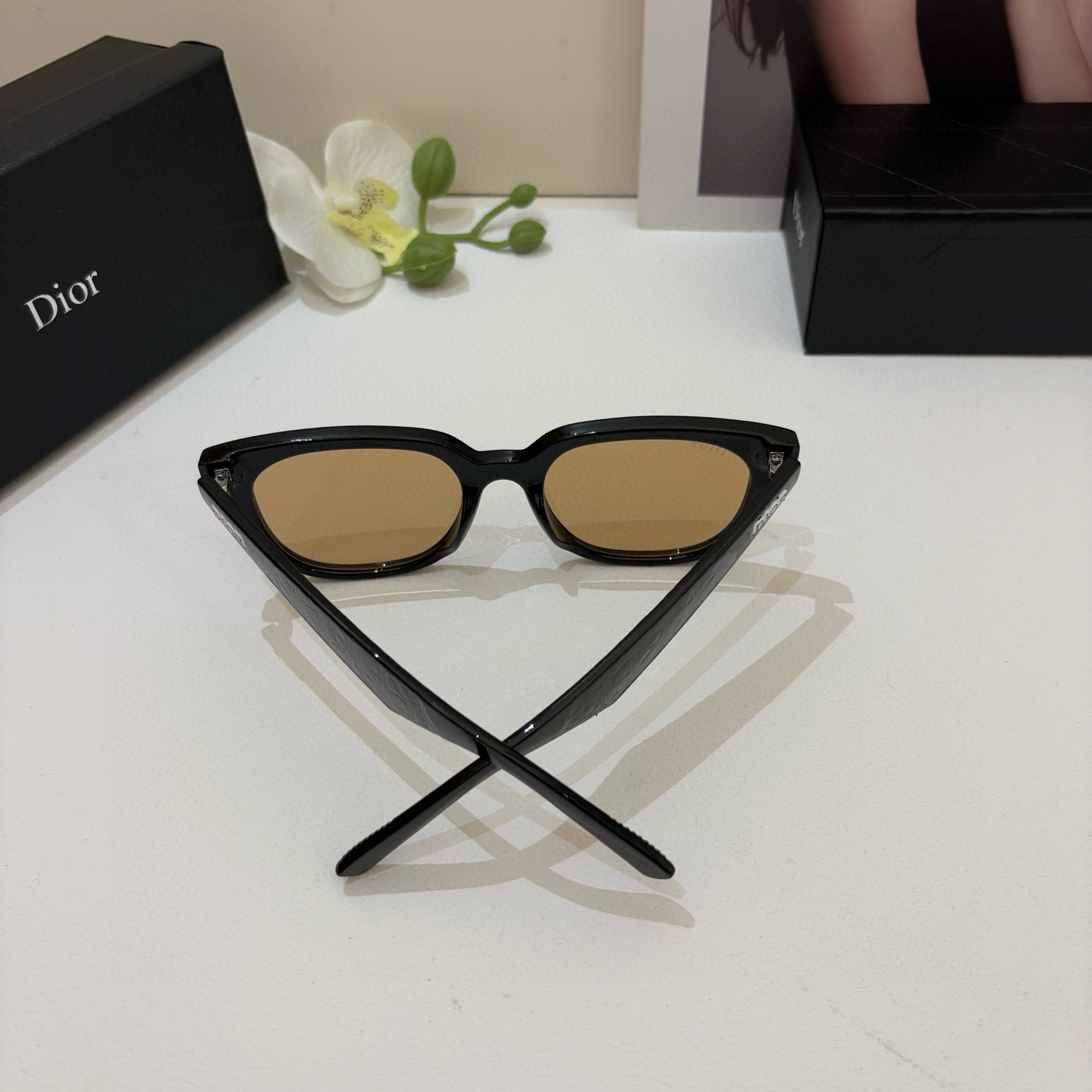 P245 The new fashion retrospect sunglasses, the male and female luminous sunglasses, the Euro-American personal insins - 图片 6