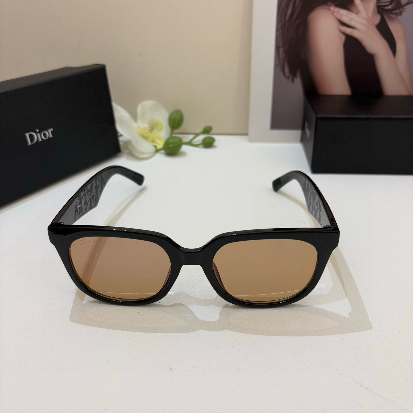 P245 The new fashion retrospect sunglasses, the male and female luminous sunglasses, the Euro-American personal insins - 图片 5