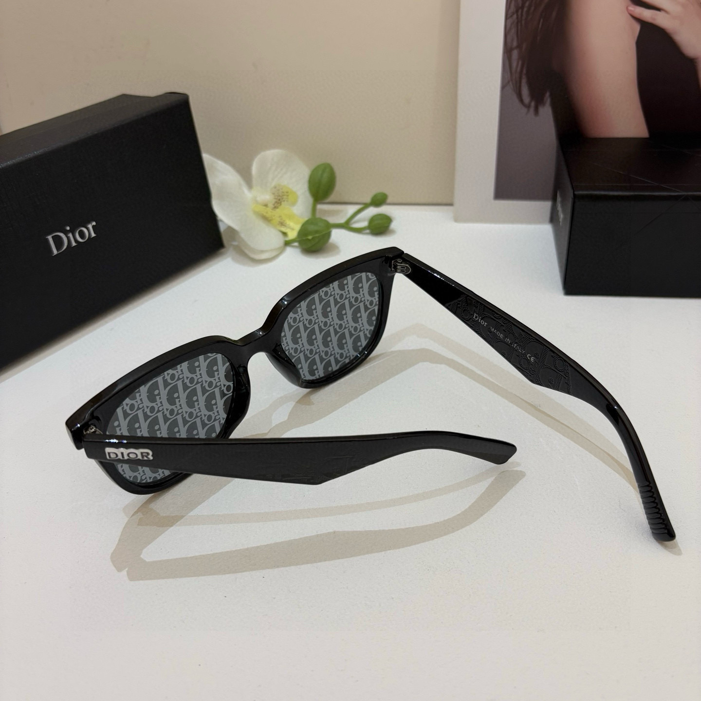 P245 The new fashion retrospect sunglasses, the male and female luminous sunglasses, the Euro-American personal insins - 图片 7