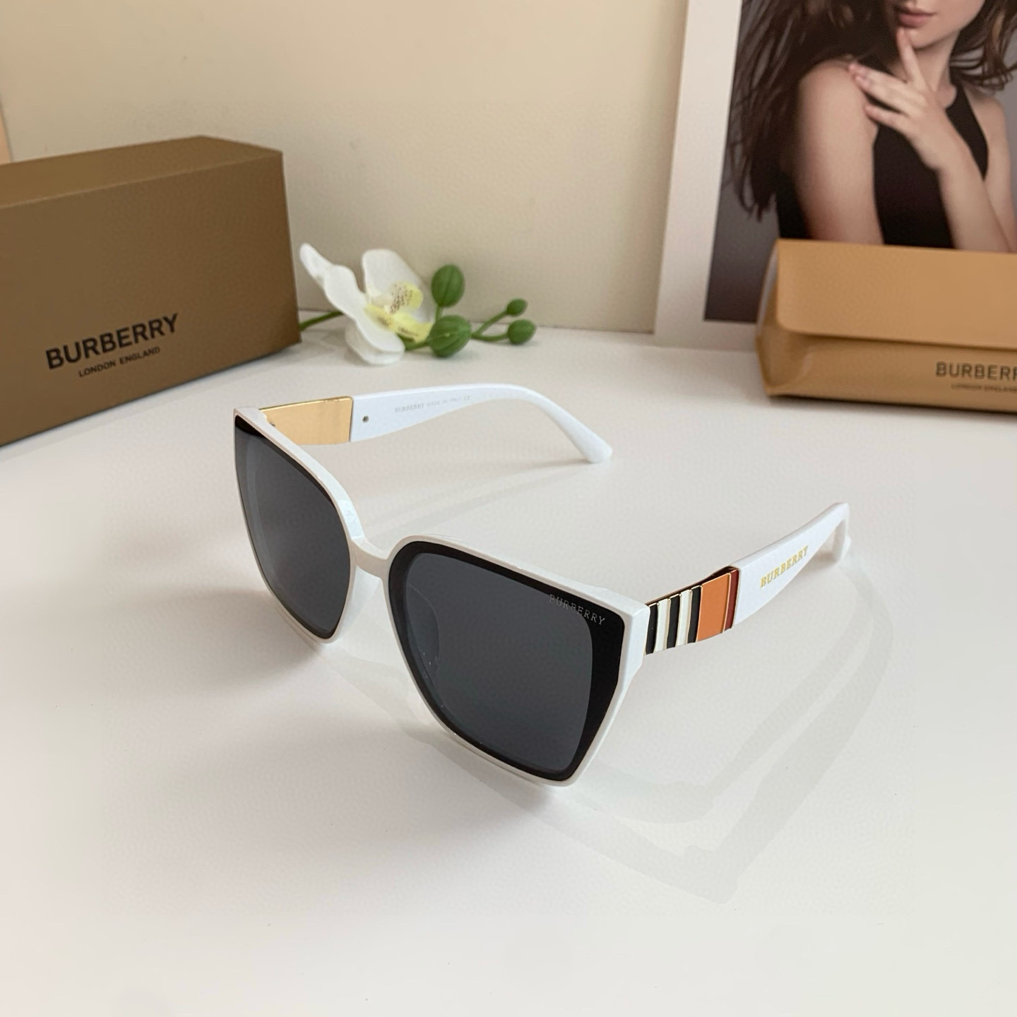 P263 BURBERRY, BARBERRY, BABOLI, 2025 NEW PLACE GUYS AND GUYS WITH HOSTS, LIGHT PHYSICAL NERVOUS NERVANCES - 图片 3