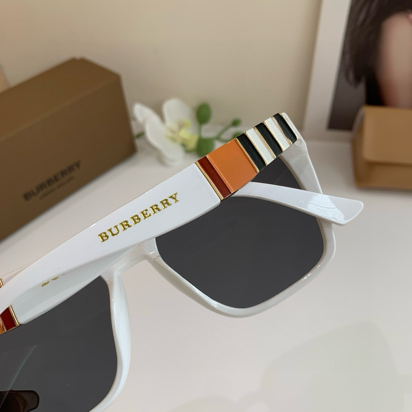 P263 BURBERRY, BARBERRY, BABOLI, 2025 NEW PLACE GUYS AND GUYS WITH HOSTS, LIGHT PHYSICAL NERVOUS NERVANCES - 图片 8