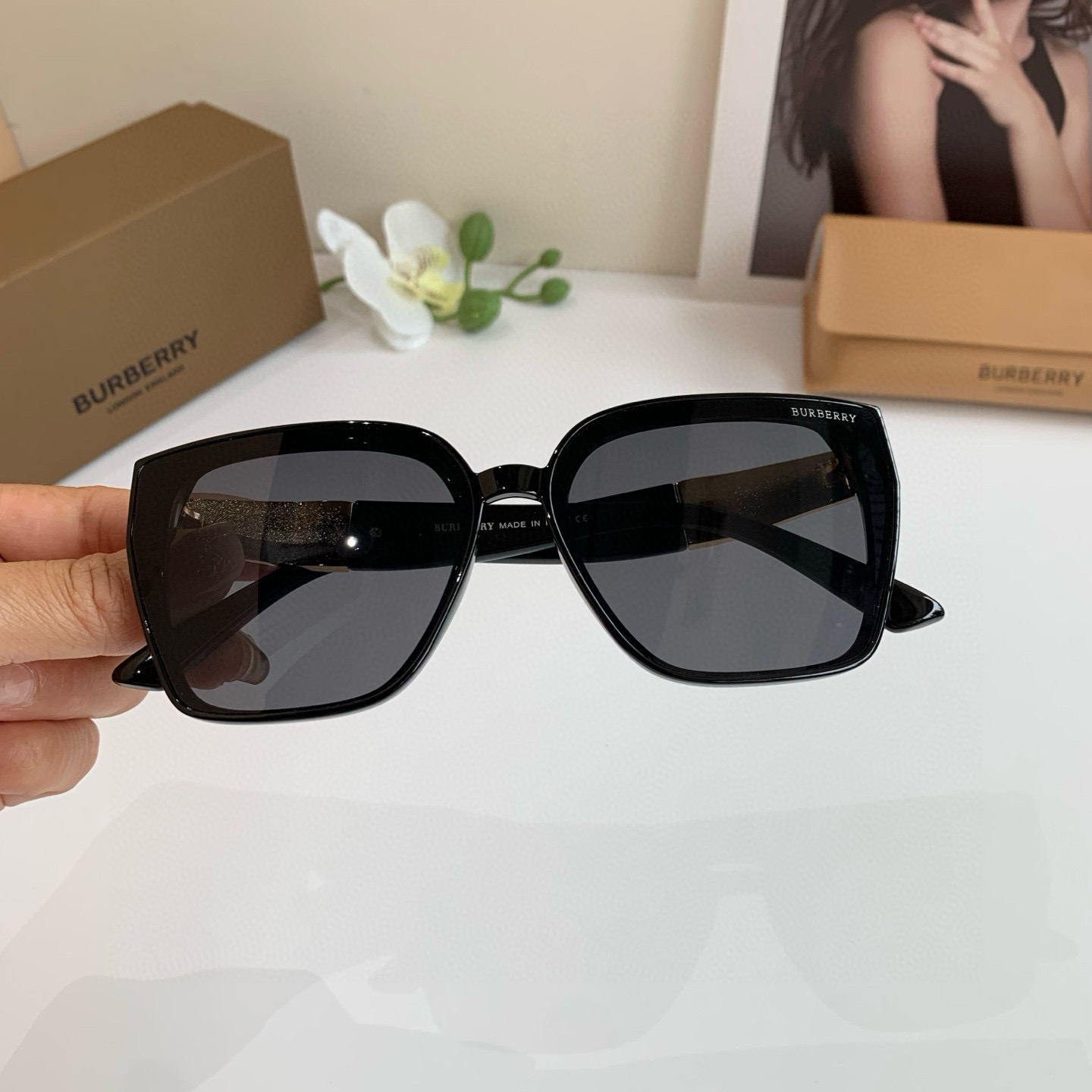 P263 BURBERRY, BARBERRY, BABOLI, 2025 NEW PLACE GUYS AND GUYS WITH HOSTS, LIGHT PHYSICAL NERVOUS NERVANCES - 图片 3