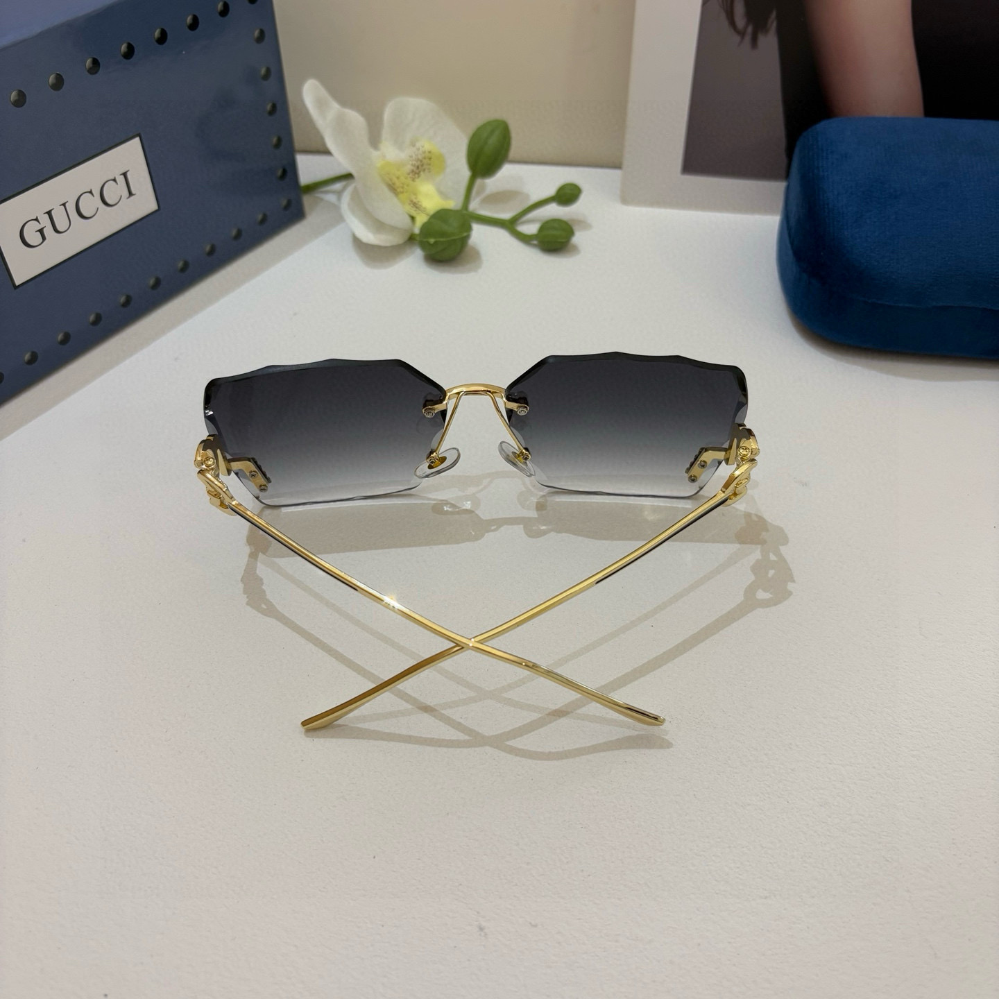 “High-Quality Comfort: Gucchi’s Trendy Red-Tide Sunglasses for Spring 2025” - 图片 7