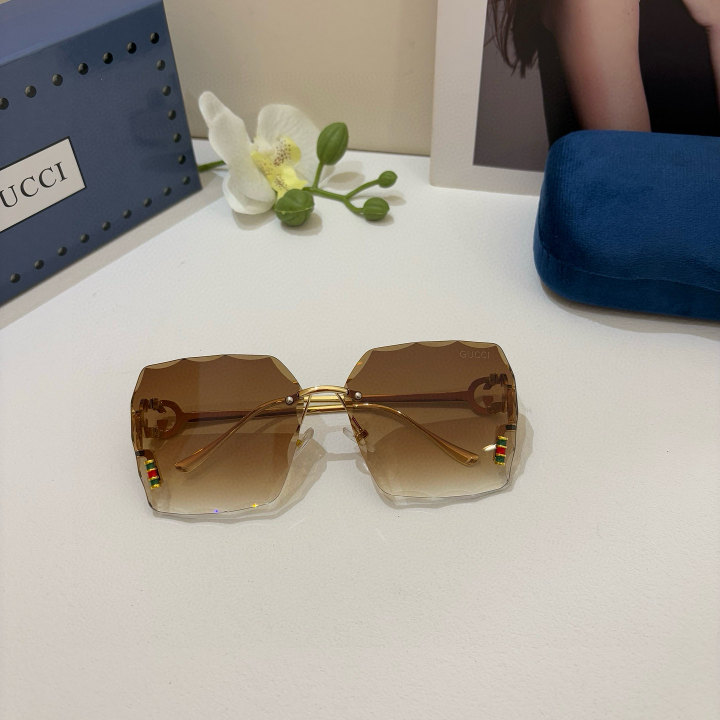 “Gucchi Spring 2025 Sunglasses: High Quality, Comfortable, Red-Tide Fashion Boom” - 图片 3