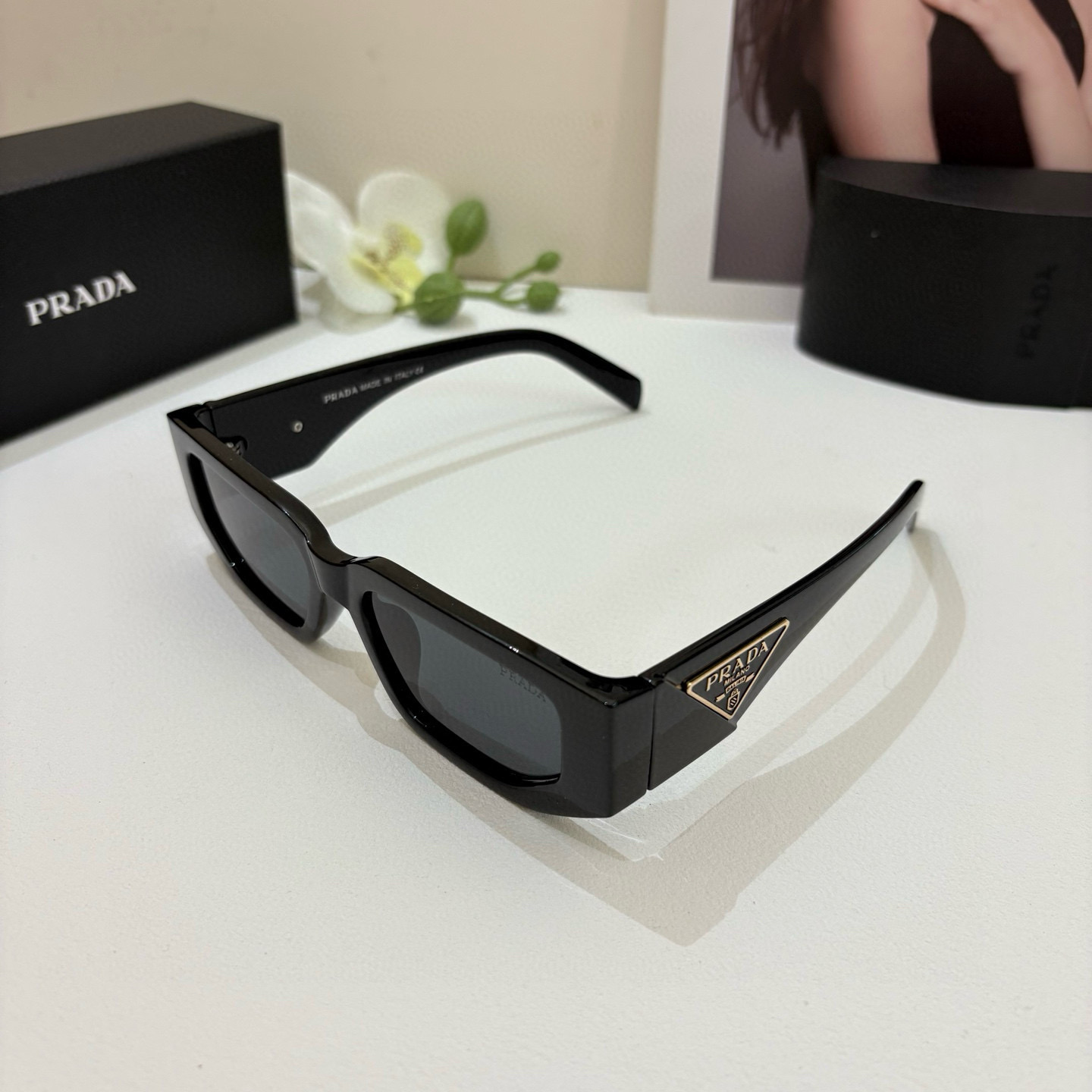 P245 PRADA Prada, a new party party for men and women with sunglasses and sunglasses - 图片 2