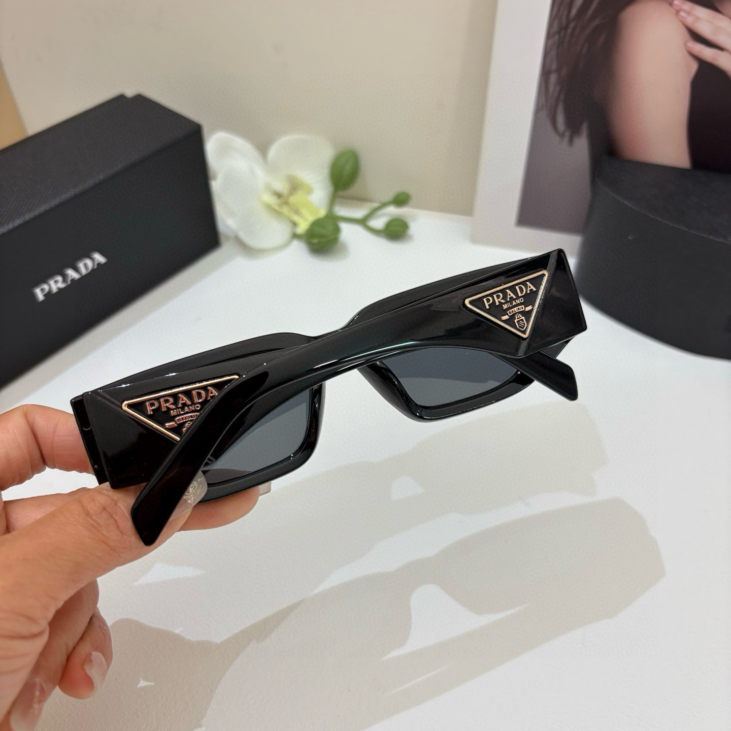P245 PRADA Prada, a new party party for men and women with sunglasses and sunglasses - 图片 4