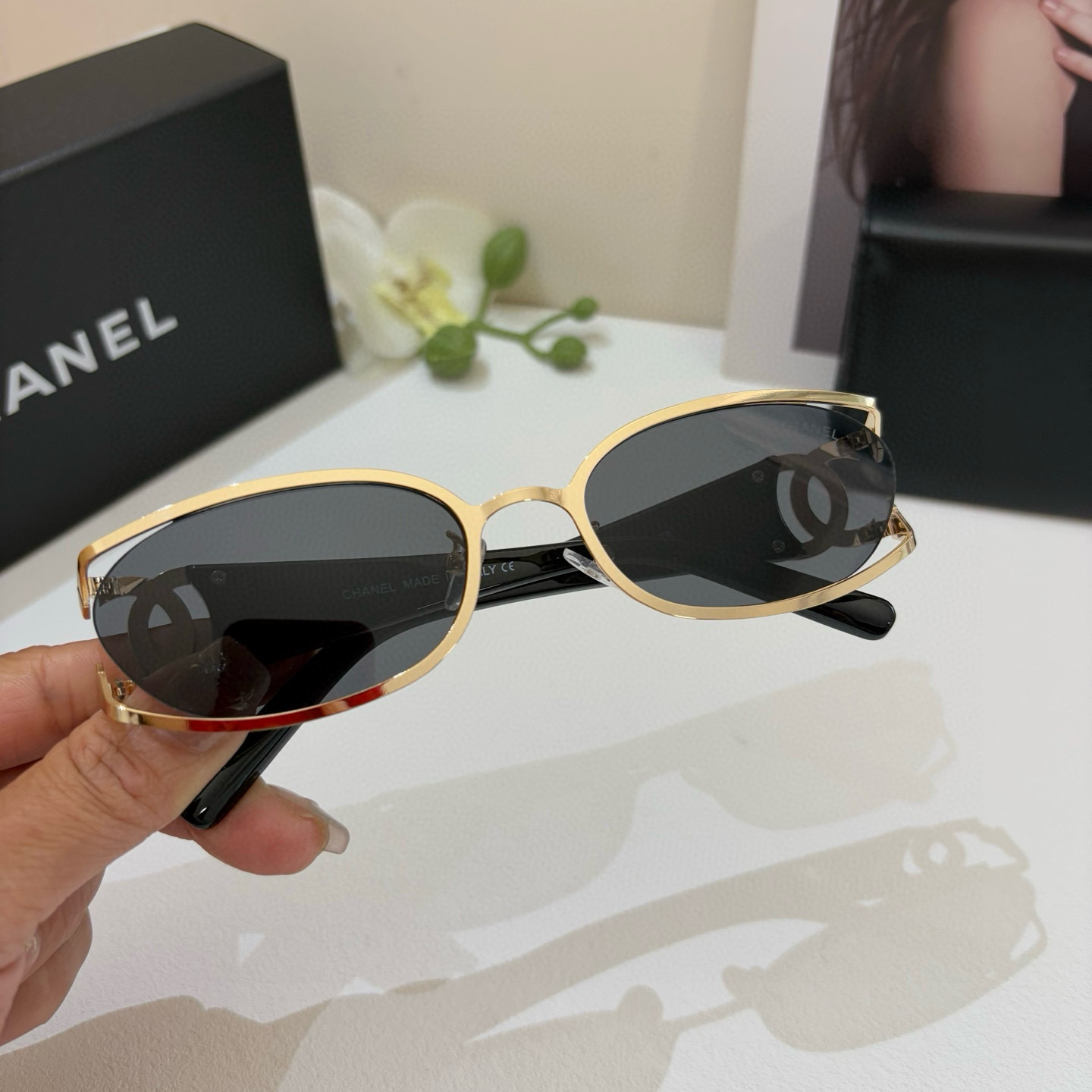 p95
CHANEL香奈儿 新款欧美猫眼防晒太阳镜，新款时尚风遮阳眼镜，潮流街拍ins风墨镜！
