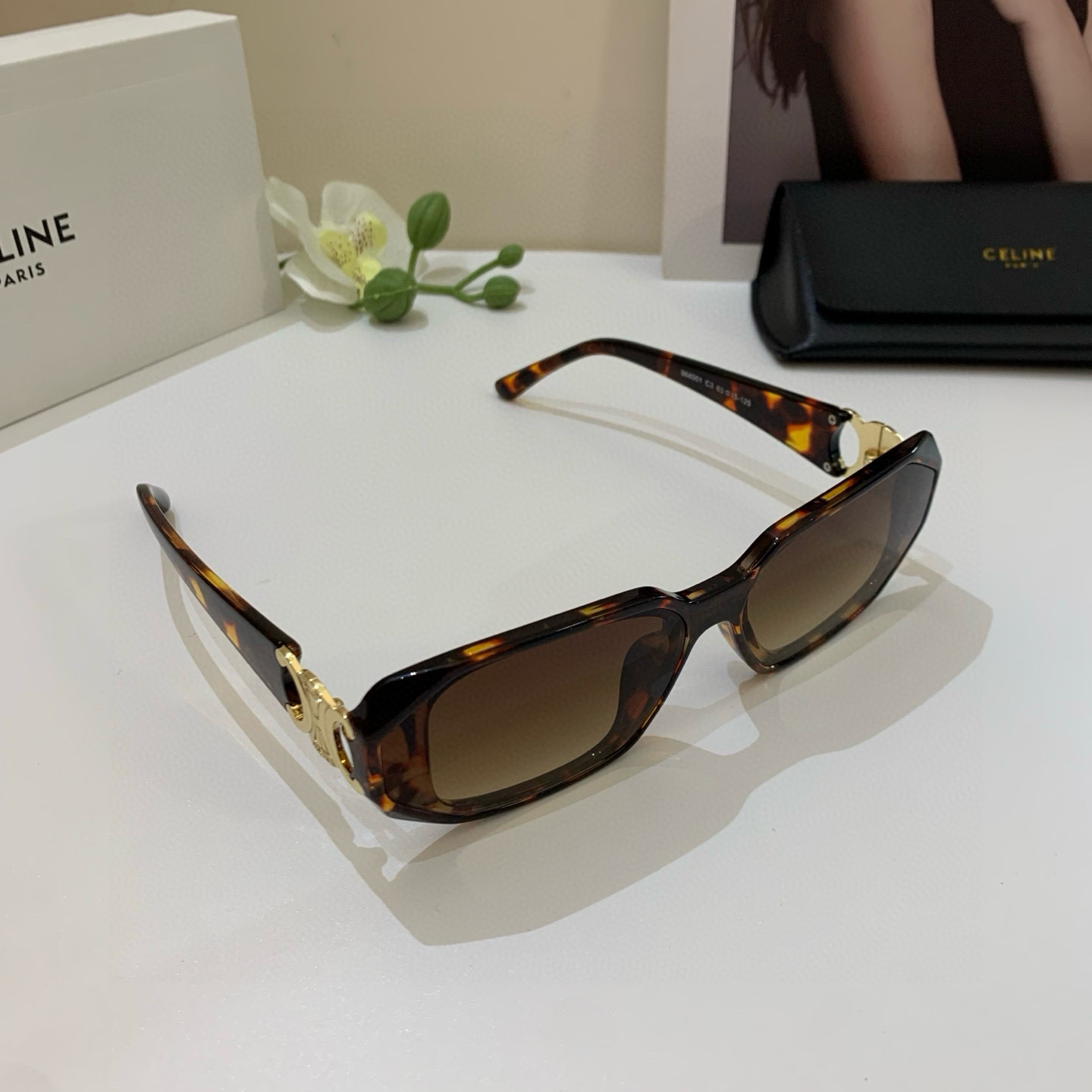 NO:376663,Celine Arc de Triomphe square frame sunglasses, outdoor sunglasses for men and women, versatile driving sunglasses for travel!  glasses sunglasses sunglasses, glasses, celine, celine19860909Celine赛琳 凯旋门方框大镜腿太阳镜 男女户外遮阳眼镜 百搭出游驾驶墨镜！眼镜墨镜太阳镜,眼镜,celine,celine,glasses