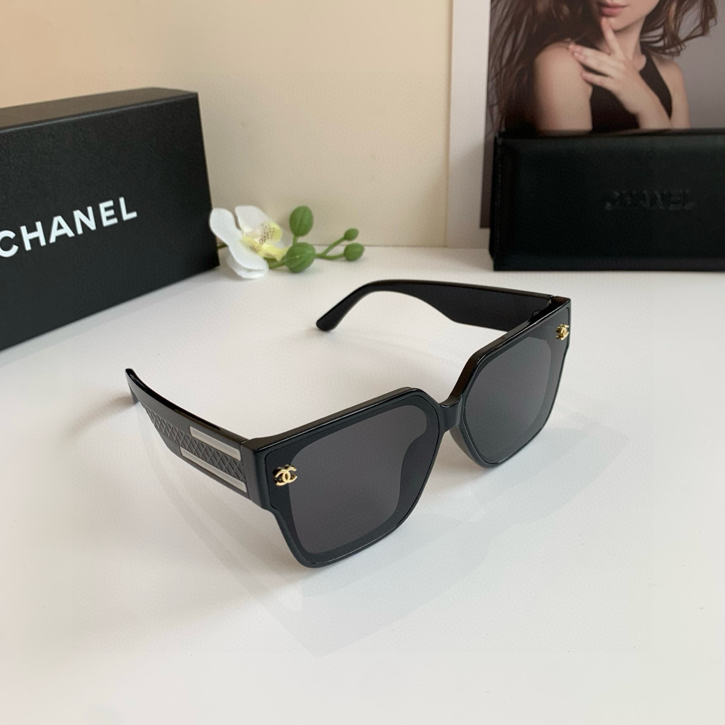 NO:376681,CHANEL 2025 new sunglasses European and American style internet celebrity large square frame sunglasses Special sync fashion trendy glasses sunglasses sunglasses, glasses, chanel, chanel19860909CHANEL 香奈儿 2025新款太阳镜 欧美风网红大方框墨镜 专柜同步 时尚潮流款眼镜墨镜太阳镜,眼镜,chanel,chanel,glasses