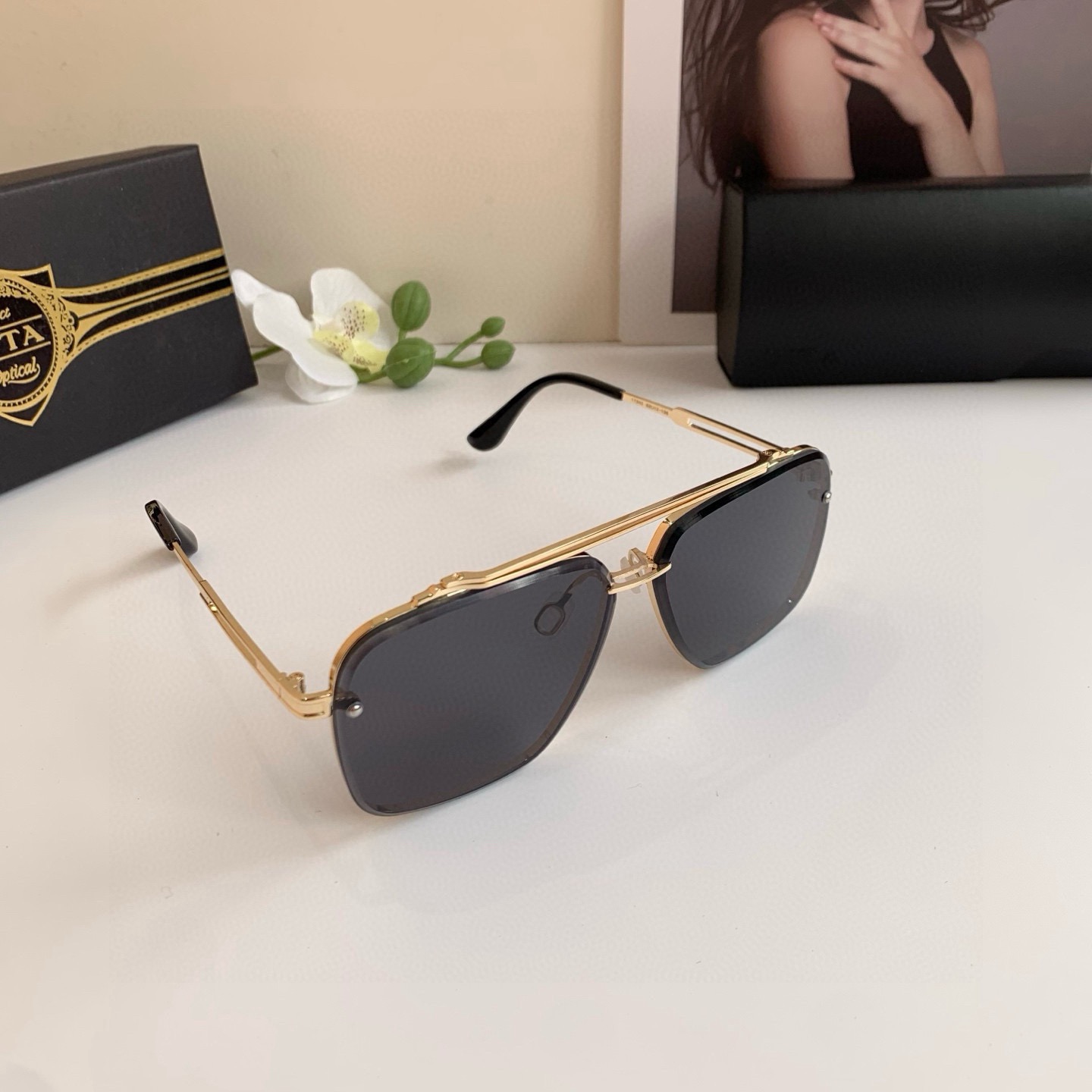 NO:862886,DITA Dita's same style sunglasses as the internet celebrity, square frame sunglasses, toad-shaped sunglasses with excellent metallic texture are a timeless choice!  glasses, sunglasses, glasses19860909DITA蒂塔 网红同款太阳镜 方框墨镜 金属质感极佳的蛤蟆型是永不过时的选择 ！眼镜墨镜太阳镜,眼镜,glasses