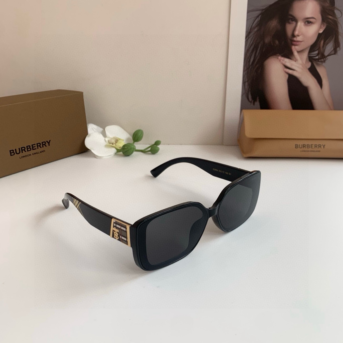 NO:925772,BURBERR Burberry men's and women's sunglasses, international big-name models, official website, same style, stylish, comfortable to wear, glasses, sunglasses, sunglasses, glasses, burberry, burberry19860909BURBERR巴宝莉男女款太阳眼镜国际大牌范官网同款 大气 时尚 佩戴舒适 眼镜墨镜太阳镜,眼镜,burberry,burberry,glasses
