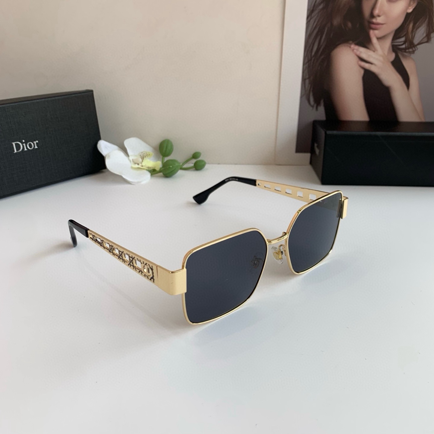 NO:825136,Dior Dior new fashion metal frame sunglasses polarized sunglasses for men and women European and American personality ins style internet celebrity fashion sunglasses glasses sunglasses sunglasses, glasses, dior, dior19860909Dior迪奥 新款时尚金属框太阳镜 男女款偏光墨镜 欧美个性ins风网红时尚太阳眼镜眼镜墨镜太阳镜,眼镜,dior,dior,glasses