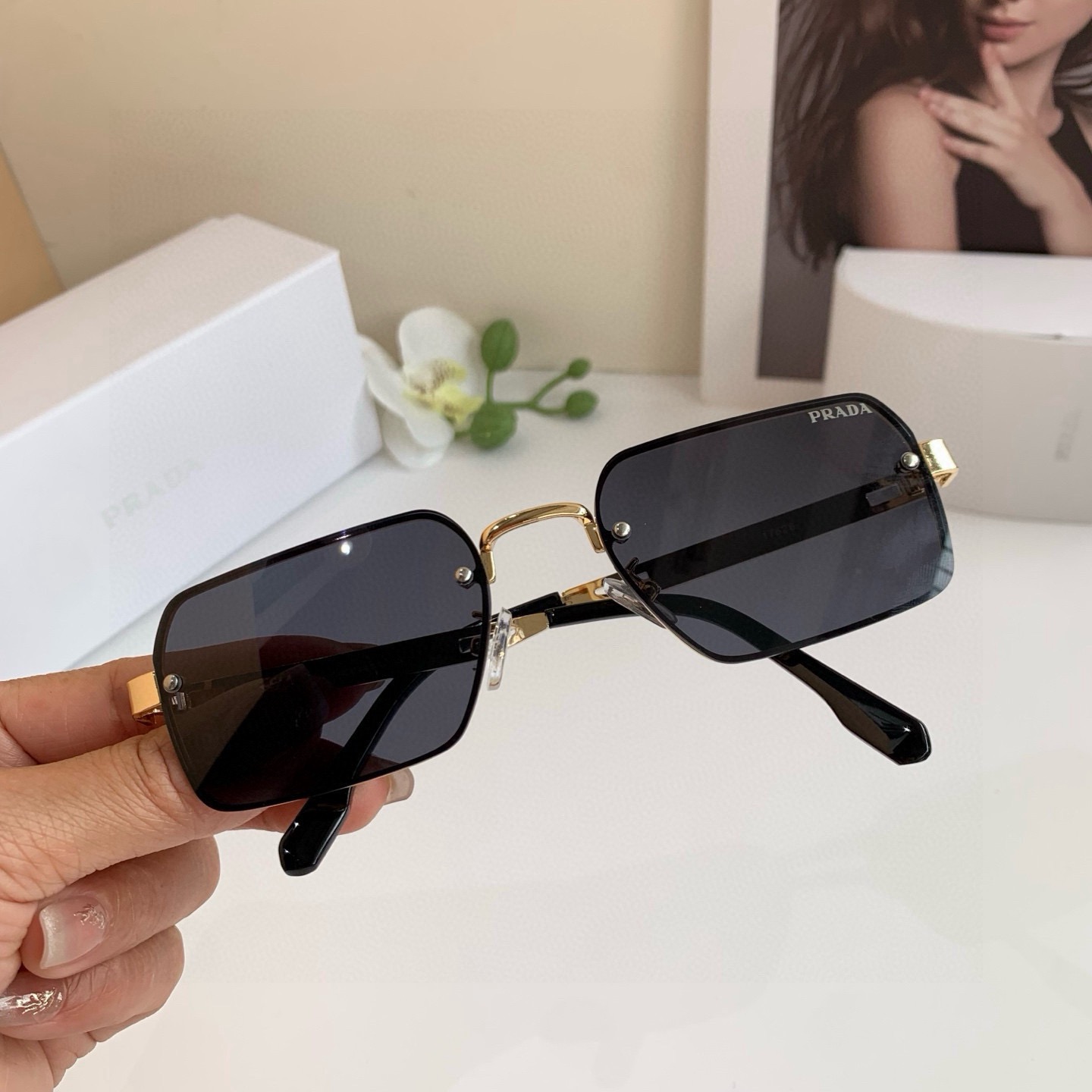 NO:825107,PRADA (Prada) new single-beam metal sunglasses, sun protection and UV protection business sunglasses, men and women outdoor sunshade square frame glasses, sunglasses, sunglasses, glasses, prada, prada19860909PRADA（普拉达）新款单梁金属太阳镜 防晒防紫外线商务墨镜 男女户外遮阳方框眼镜眼镜墨镜太阳镜,眼镜,prada,prada,glasses