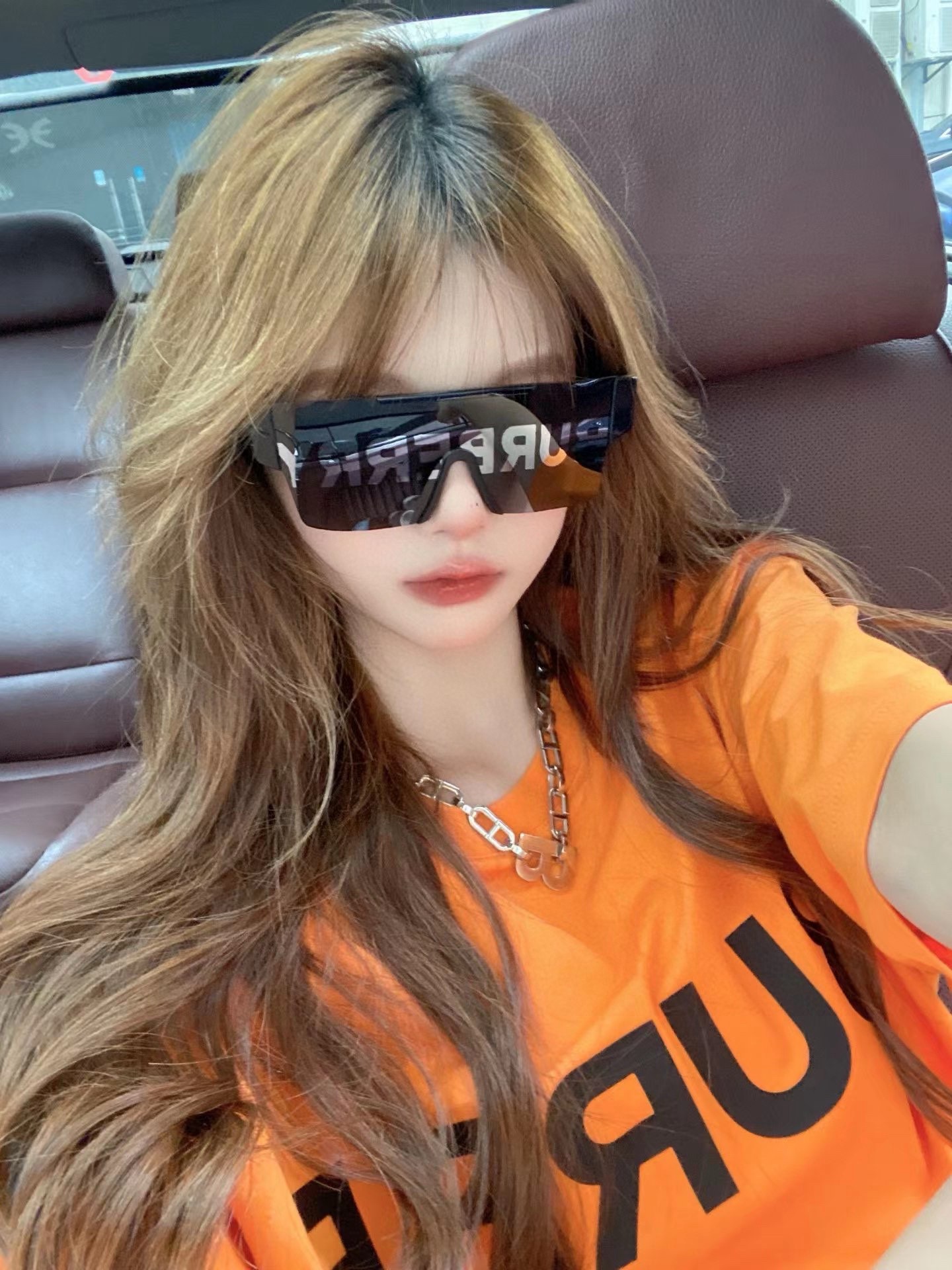 NO:953196,BURBERRY Burberry star-style letter print sunglasses, one-piece sunglasses, men's and women's sunglasses, glasses, sunglasses, sunglasses, glasses, burberry, burberry19860909BURBERRY巴宝莉 明星同款字母印花太阳镜 一片式墨镜男女同款太阳眼镜 眼镜墨镜太阳镜,眼镜,burberry,burberry,glasses