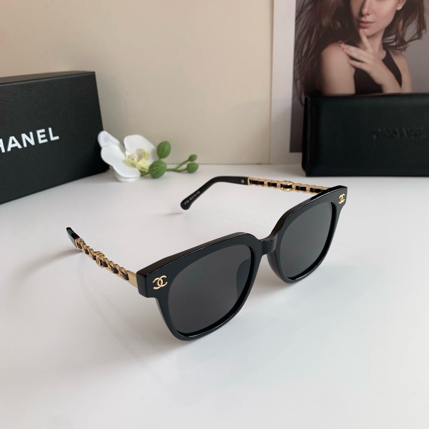 NO:865206,CHANEL Chanel's official early spring new large-frame sunglasses, the same style for many celebrities, sunshade sunglasses!  glasses, sunglasses, sunglasses, glasses, chanel, chanel19860909CHANEL香奈儿官方早春新款大框墨镜,众多明星同款 ,遮阳太阳镜 ！眼镜墨镜太阳镜,眼镜,chanel,chanel,glasses