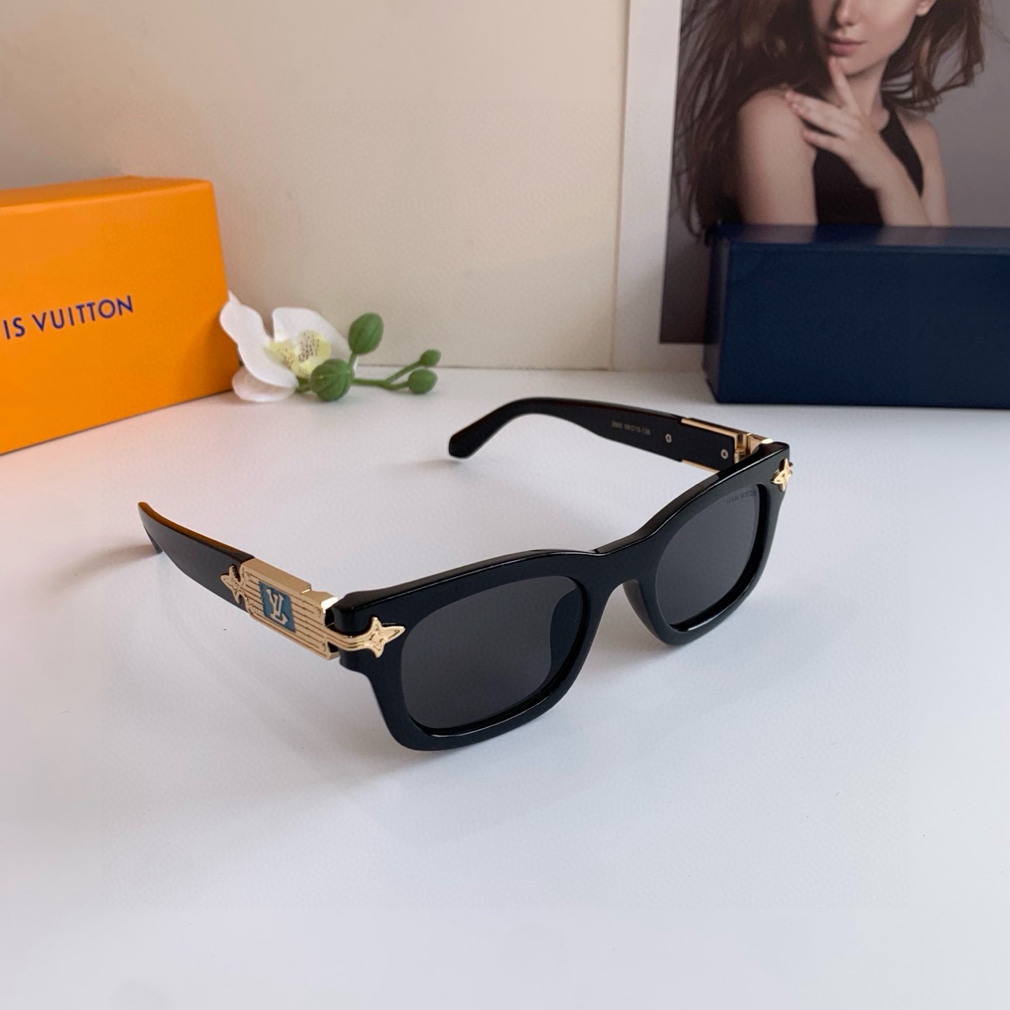 NO:865342,LV Louis Vuitton Korean style sunglasses, the same style as the internet celebrity, square frame fashionable personality and versatile trendy glasses!  A must-have artifact for traveling!  glasses, sunglasses, sunglasses, glasses, louis vuitton, louis vuitton19860909LV 路易威登 韩版墨镜网红同款太阳镜 方框时尚个性百搭潮流眼镜！出游必备神器！眼镜墨镜太阳镜,眼镜,louis vuitton,louis vuitton,glasses
