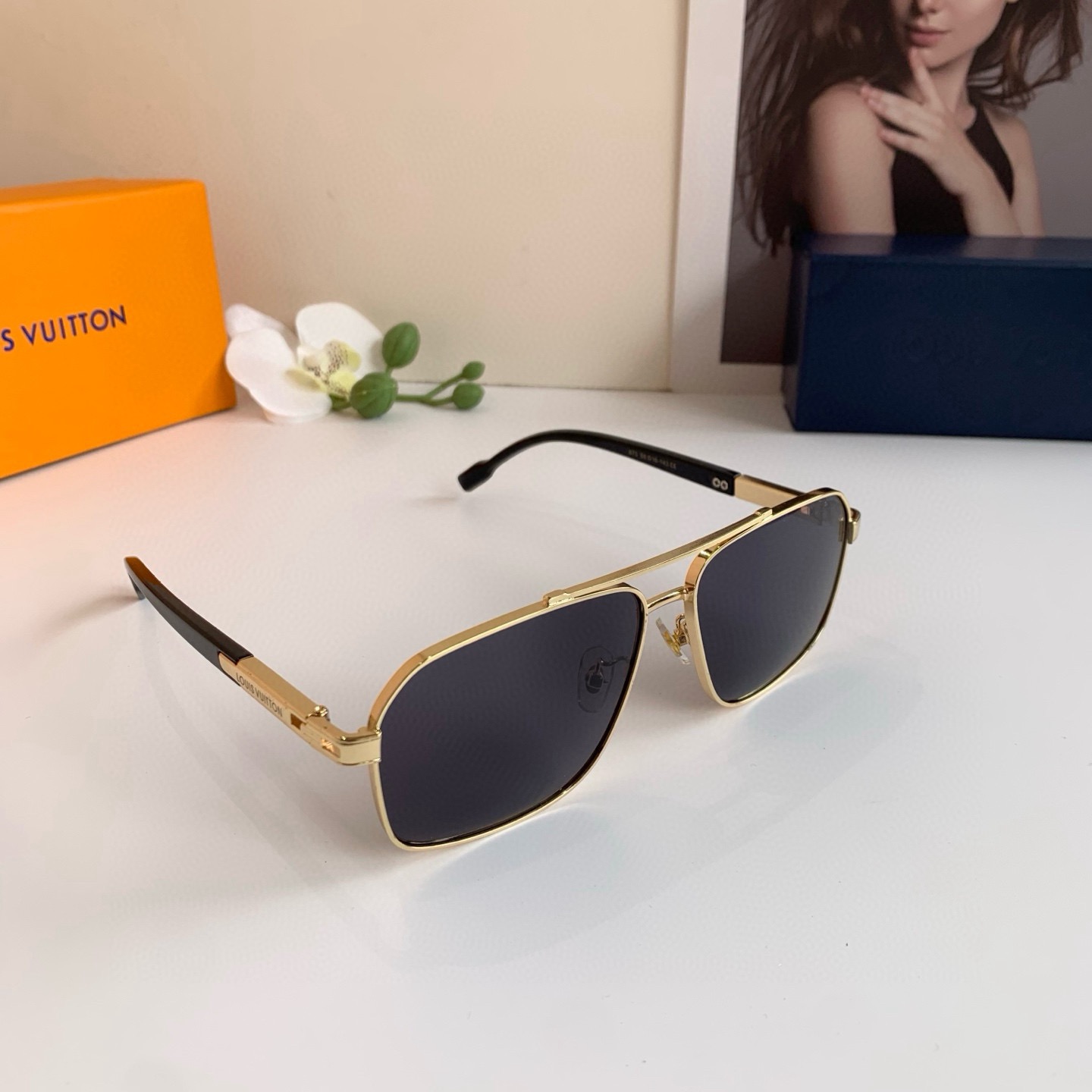 NO:767680,LV Louis Vuitton's new metal frame sunglasses, the same square frame sunglasses as the Internet celebrity, fashionable, versatile and trendy sunglasses!  glasses, sunglasses, sunglasses, glasses, louis vuitton, louis vuitton19860909LV路易威登 新款金属框遮阳太阳镜 网红同款方框墨镜 时尚个性百搭潮流太阳眼镜！眼镜墨镜太阳镜,眼镜,louis vuitton,louis vuitton,glasses